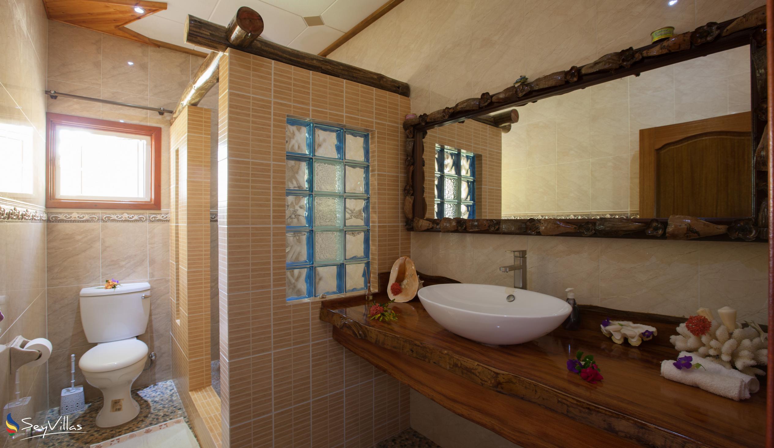 Photo 75: Elje Villa - Double Room - La Digue (Seychelles)