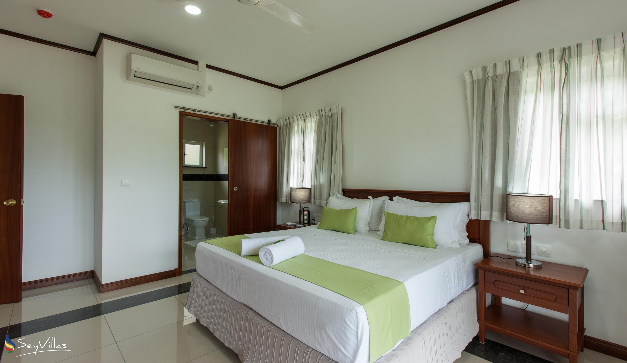 Foto 101: Bambous River Lodge - Villa mit 2 Schlafzimmern - Mahé (Seychellen)