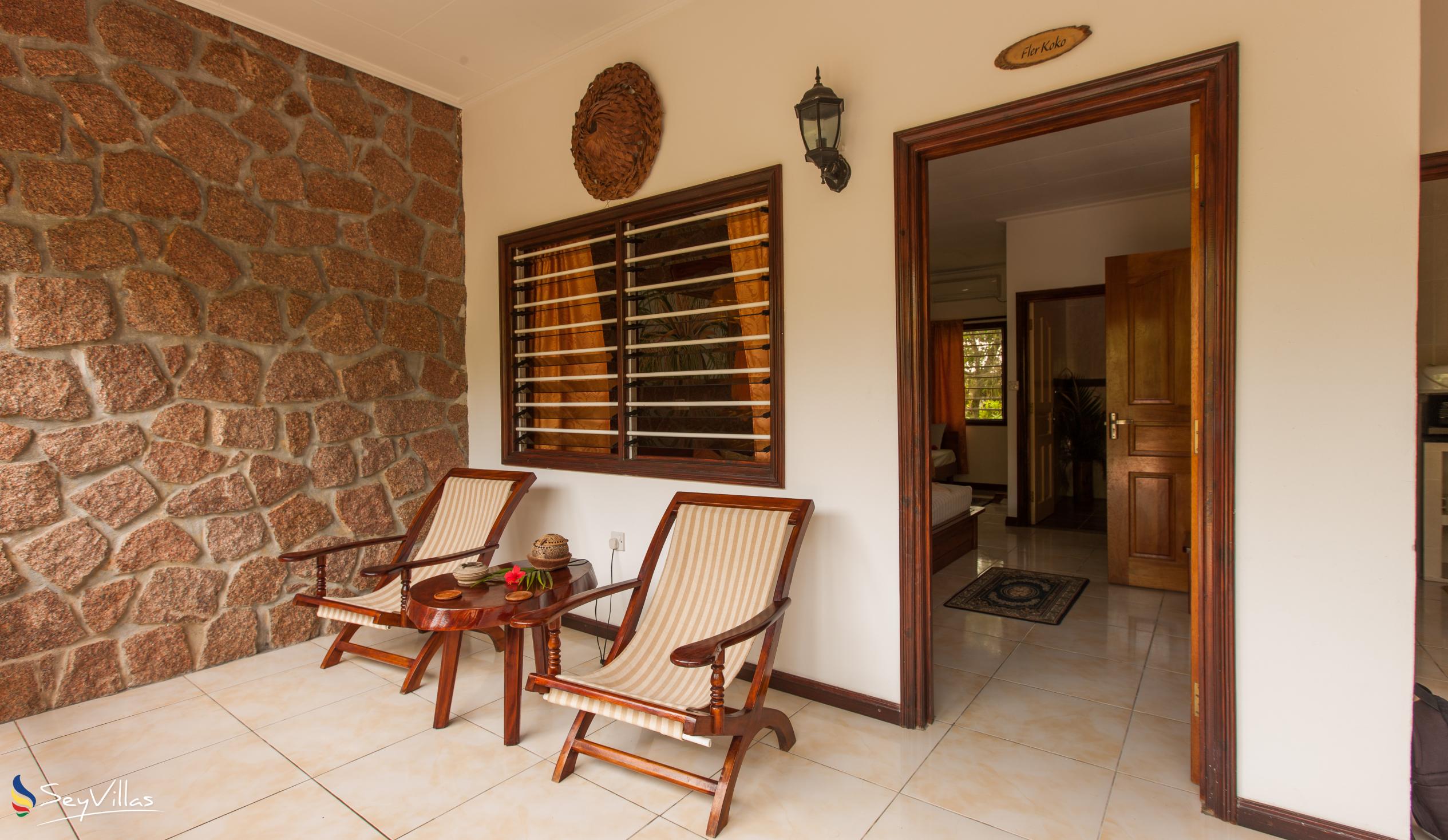 Photo 49: Cocotier Du Rocher Self Catering Apartments - Superior Room Fler Koko - La Digue (Seychelles)