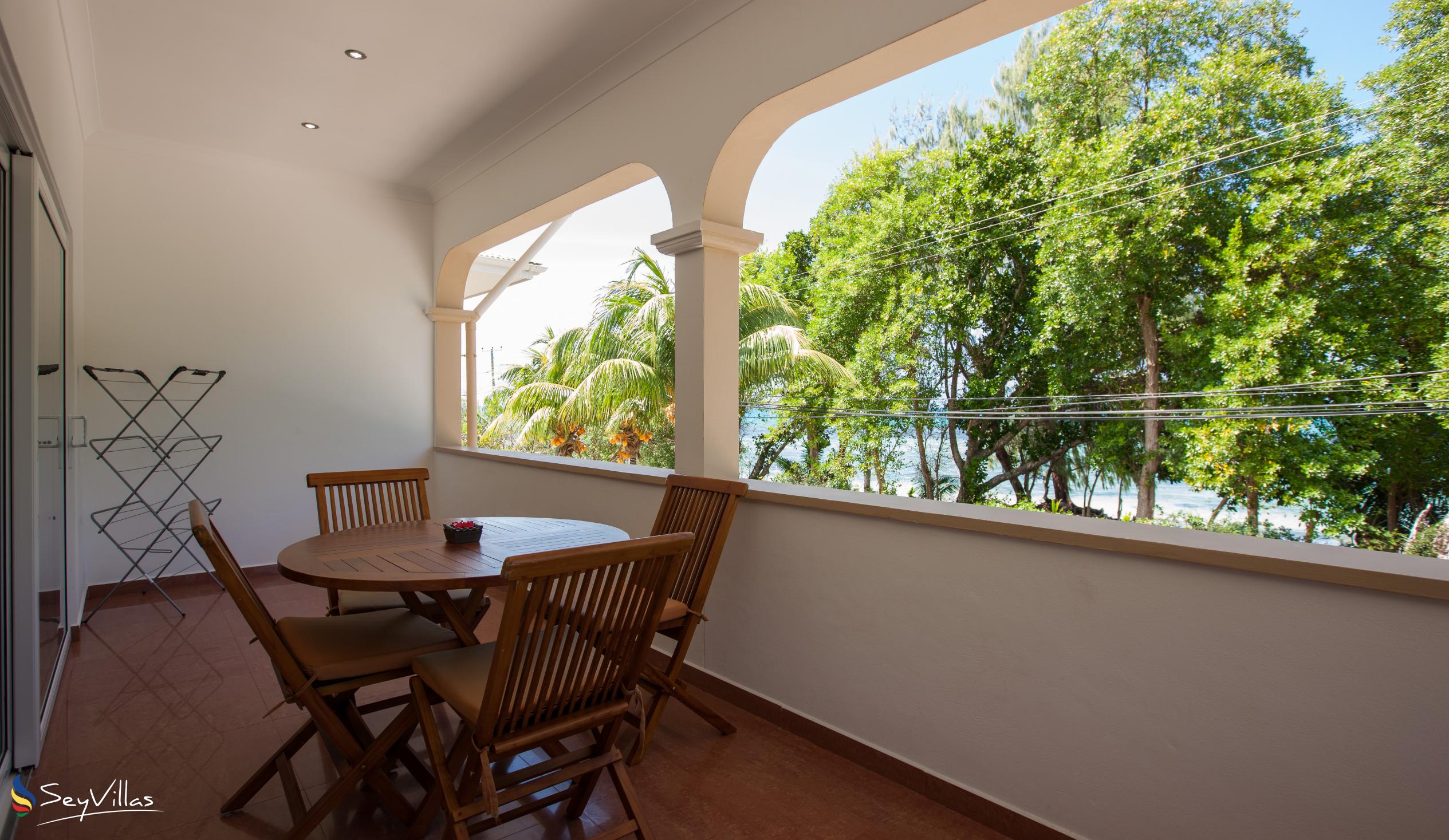 Foto 11: YASAD Luxury Beach Residence - Appartement mit 3 Schlafzimmern - Praslin (Seychellen)