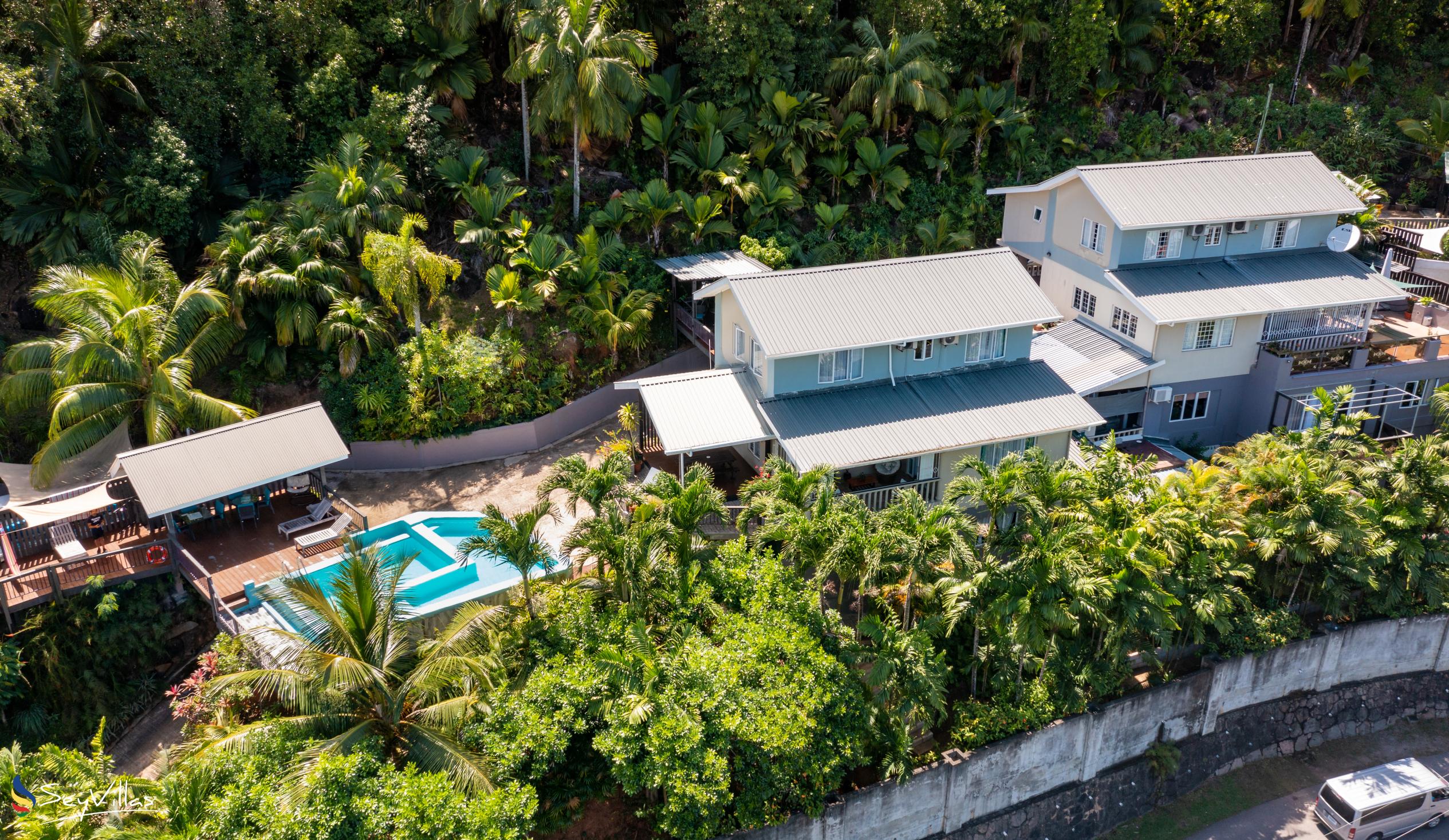 Foto 4: Stephna Residence - Aussenbereich - Mahé (Seychellen)