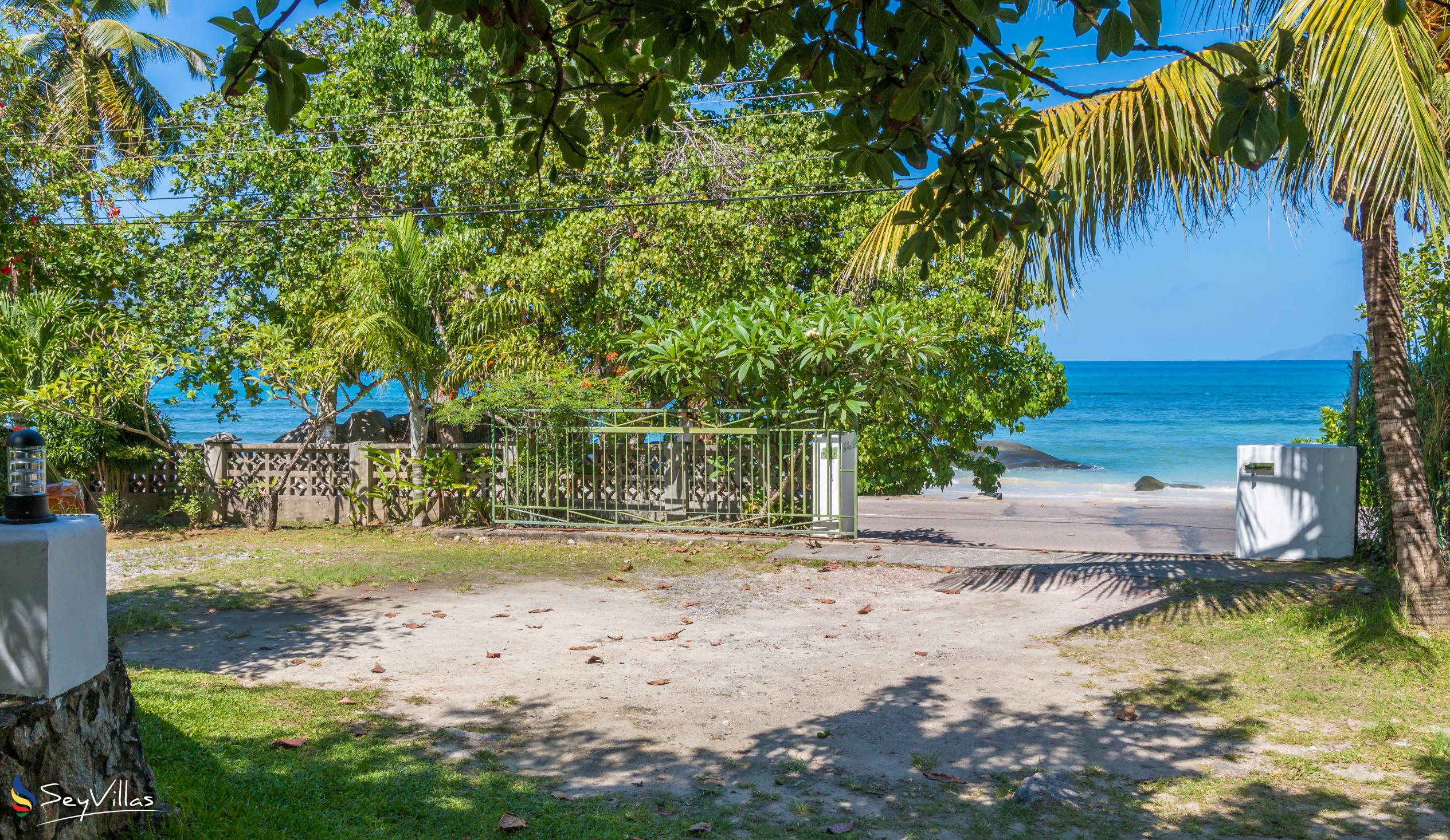 Photo 20: The Beach House - Outdoor area - Mahé (Seychelles)