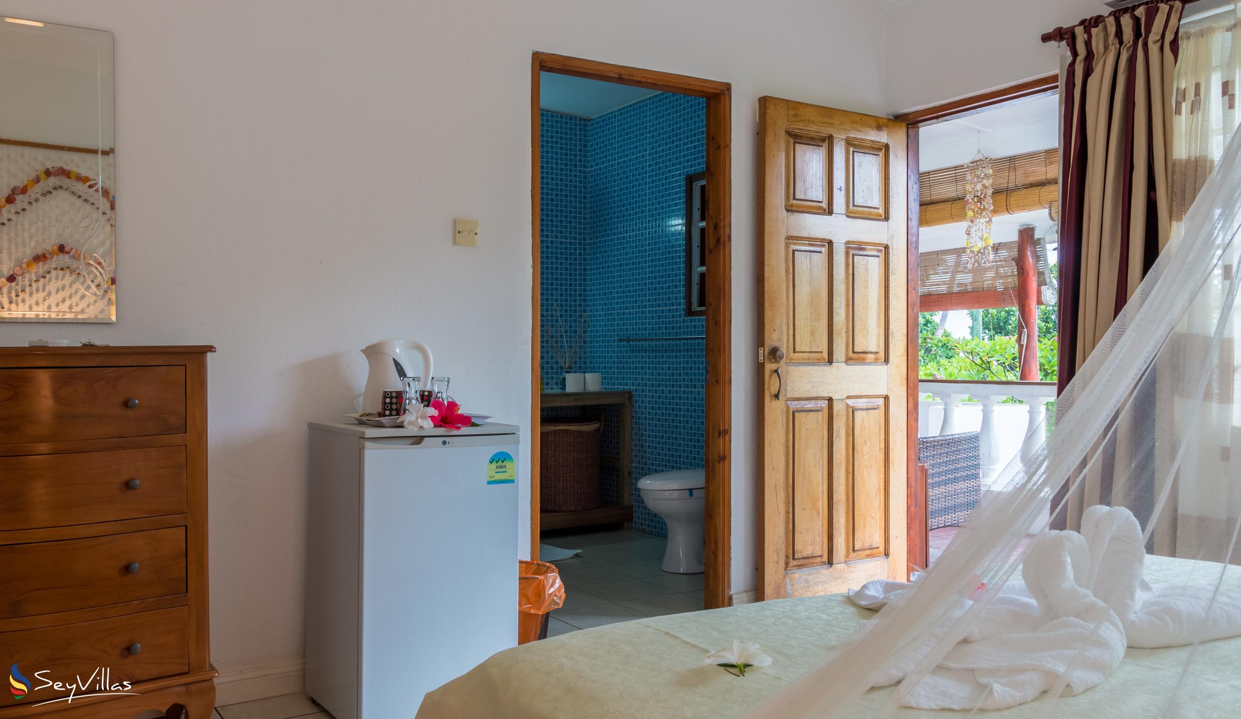 Foto 74: The Beach House - Standardzimmer mit Meerblick - Mahé (Seychellen)