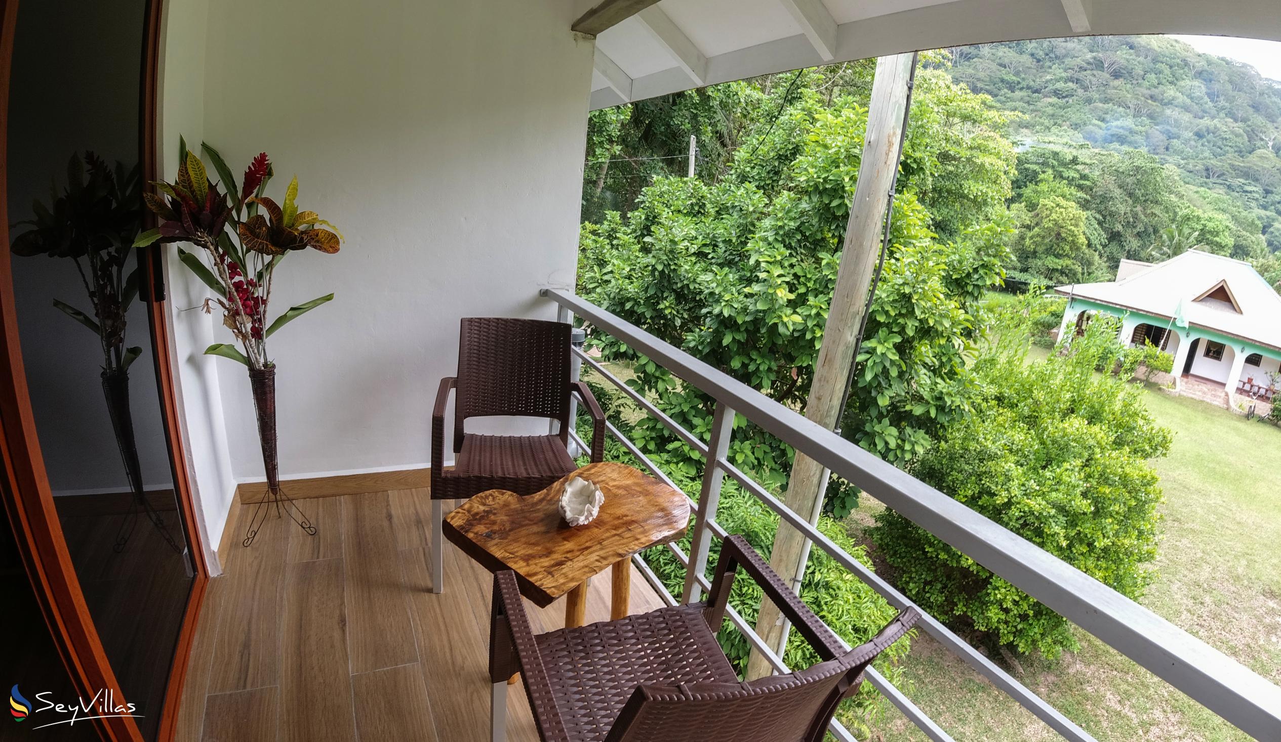 Photo 64: Tannette's Villa - Deluxe Double Room - La Digue (Seychelles)