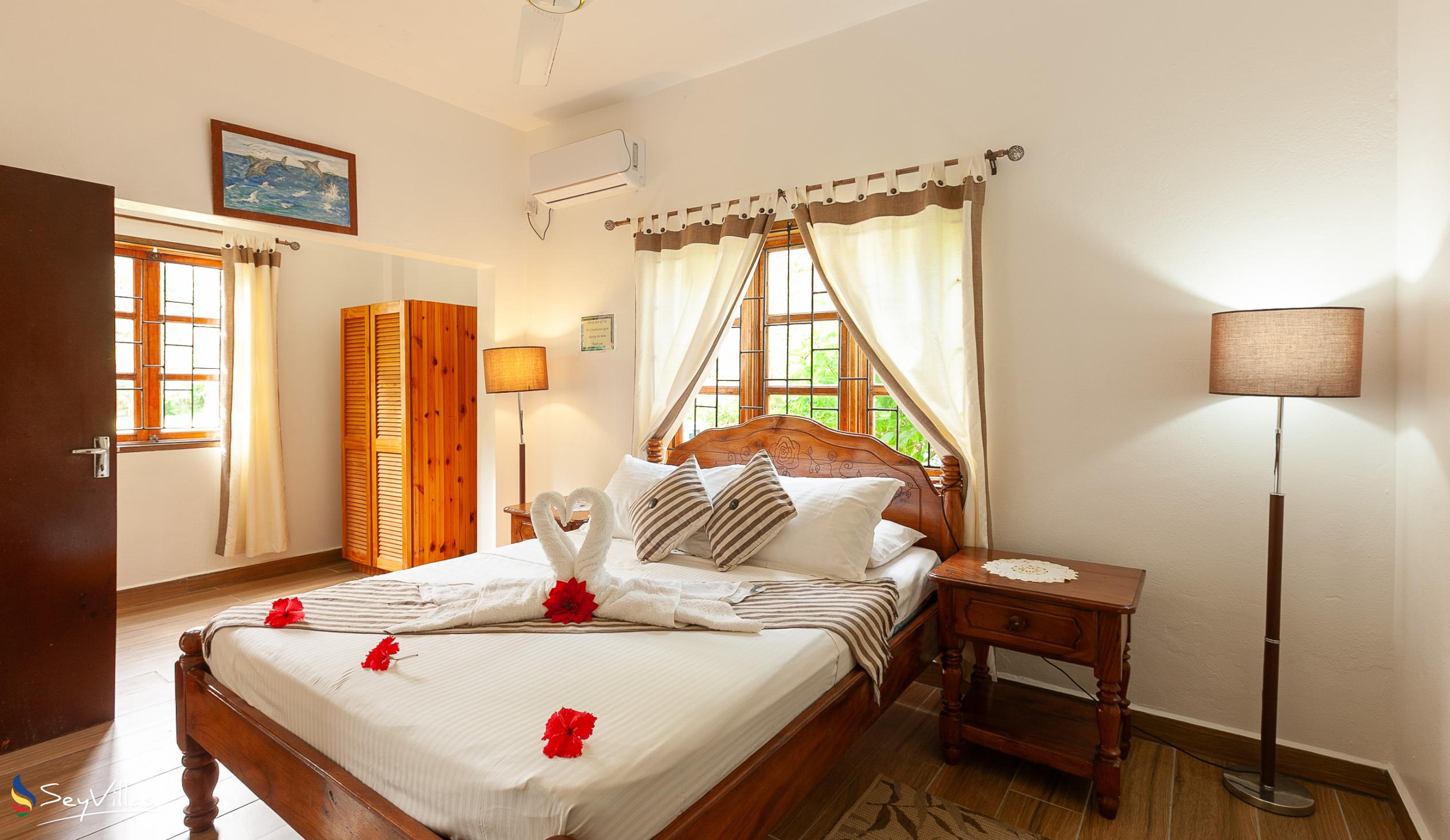 Photo 66: Tannette's Villa - Standard Double Room - La Digue (Seychelles)
