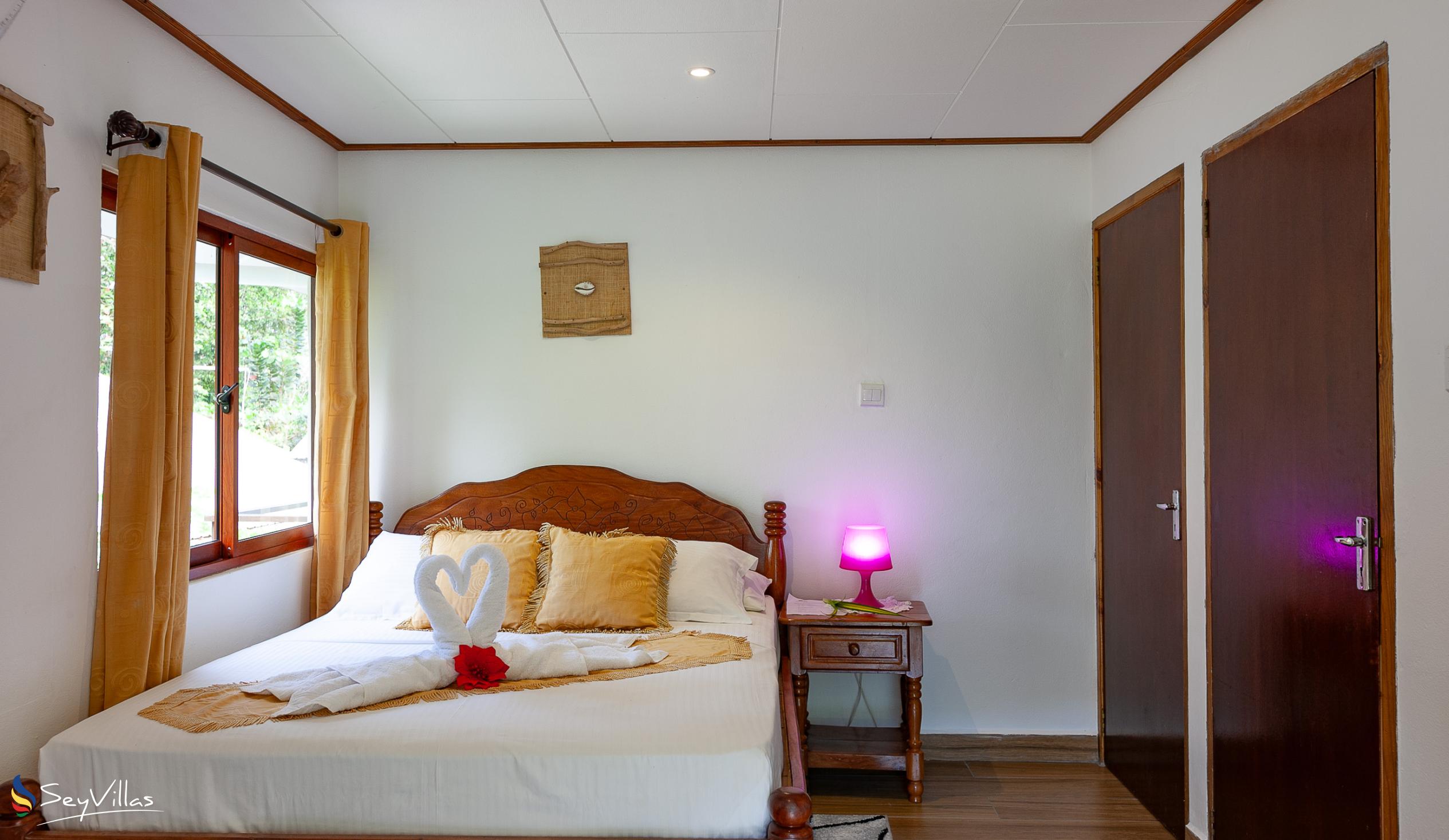 Photo 101: Tannette's Villa - Deluxe Room - La Digue (Seychelles)