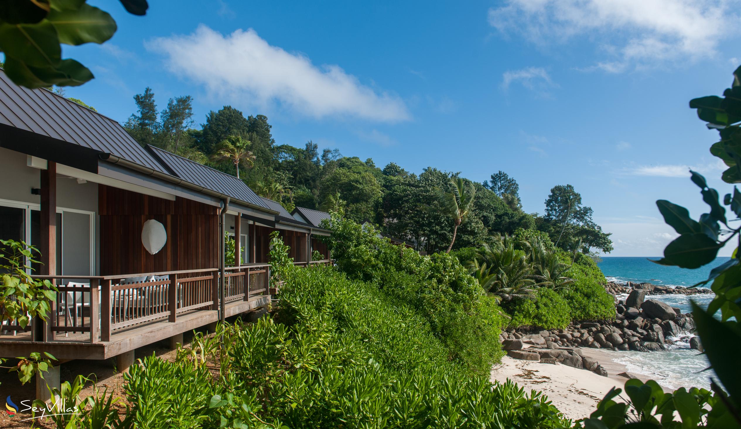 Photo 14: Carana Beach Hotel - Outdoor area - Mahé (Seychelles)