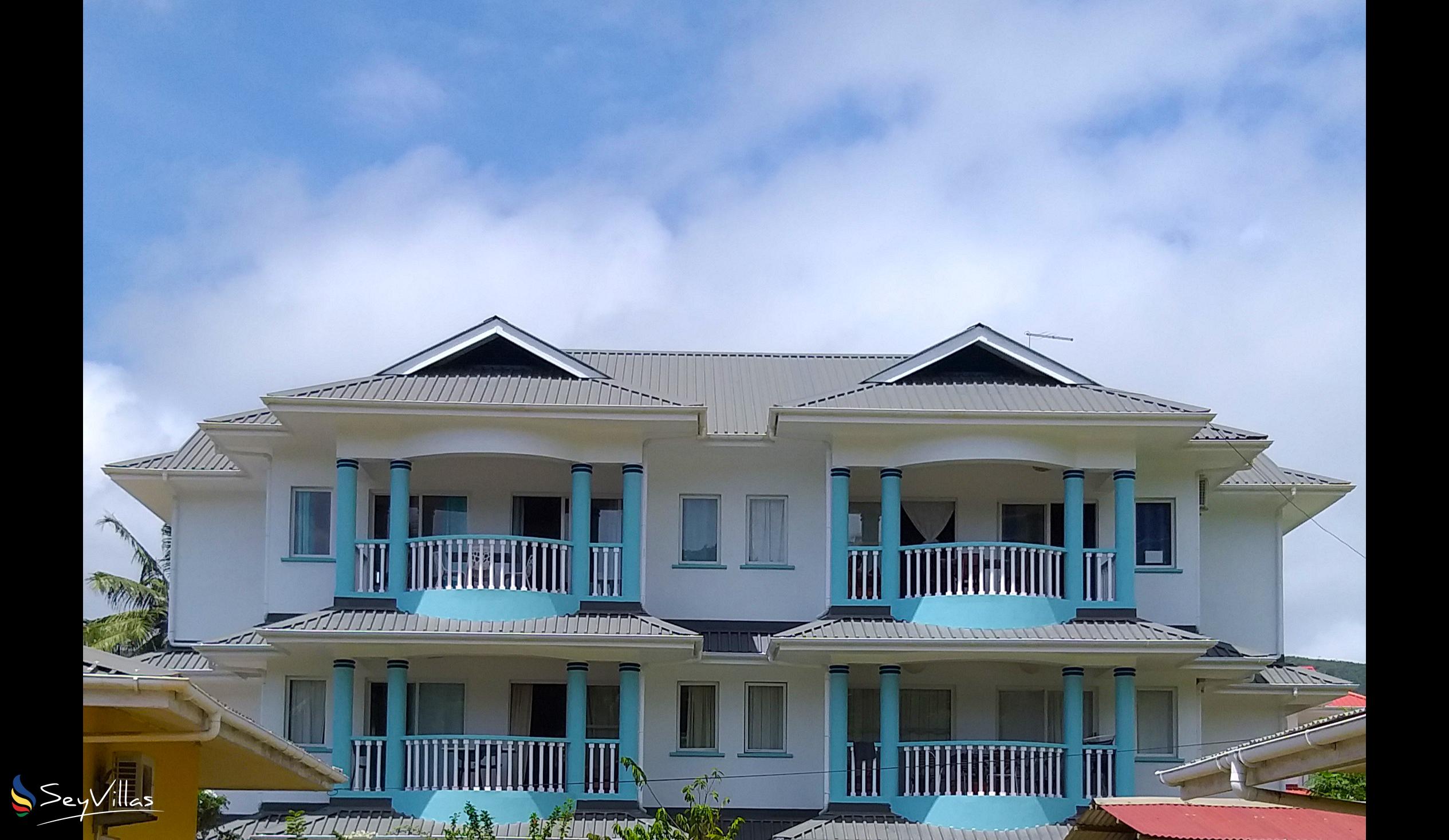 Photo 4: La Villa Therese Holiday Apartments - Outdoor area - Mahé (Seychelles)