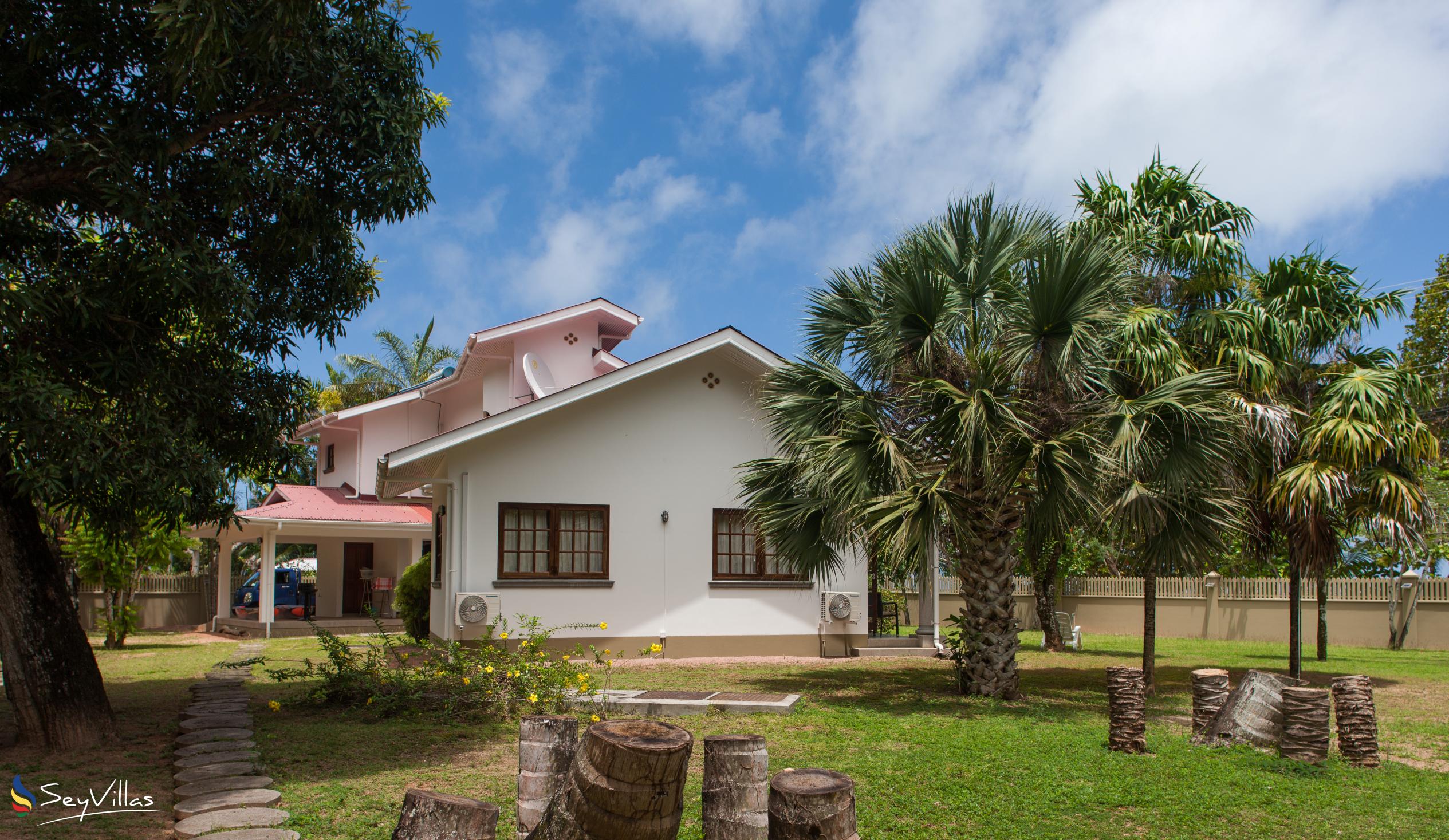 Foto 3: Villa Saint Sauveur - Aussenbereich - Praslin (Seychellen)