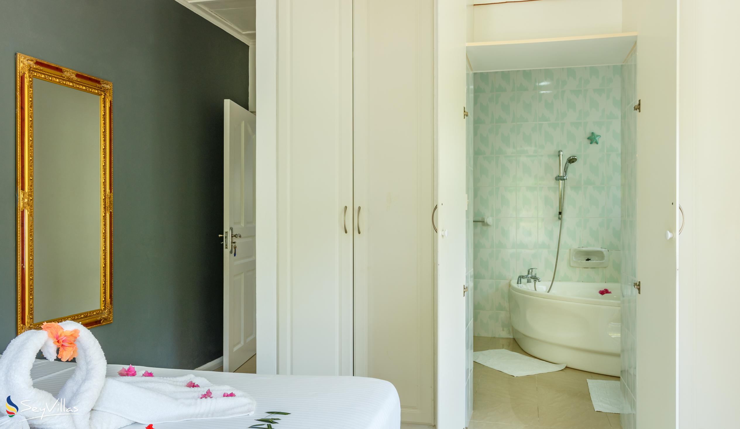 Photo 58: Coco Blanche (Maison Coco) - Double Room 3 - Mahé (Seychelles)