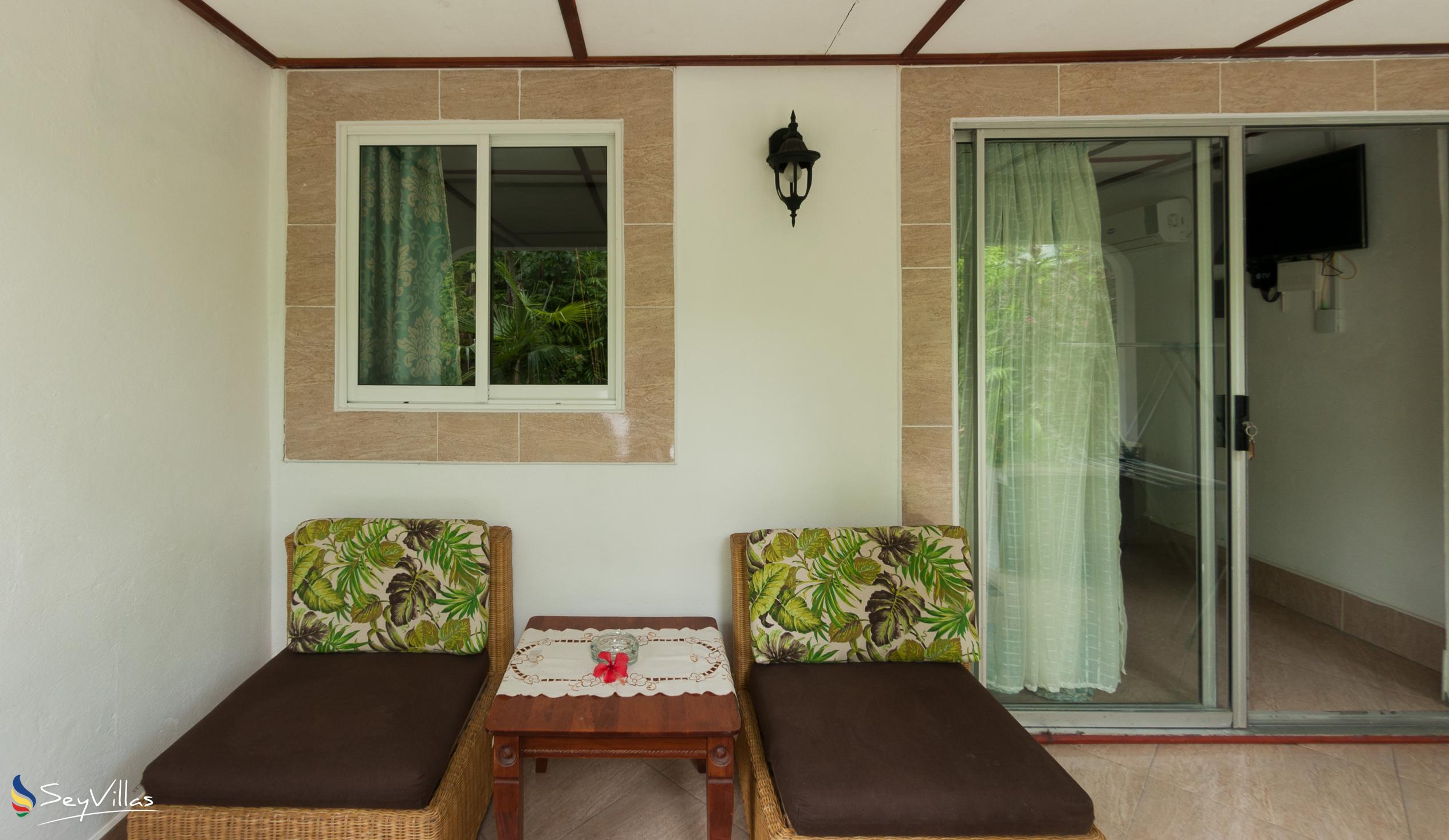 Foto 71: Rising Sun Guesthouse - Standard Zimmer - La Digue (Seychellen)