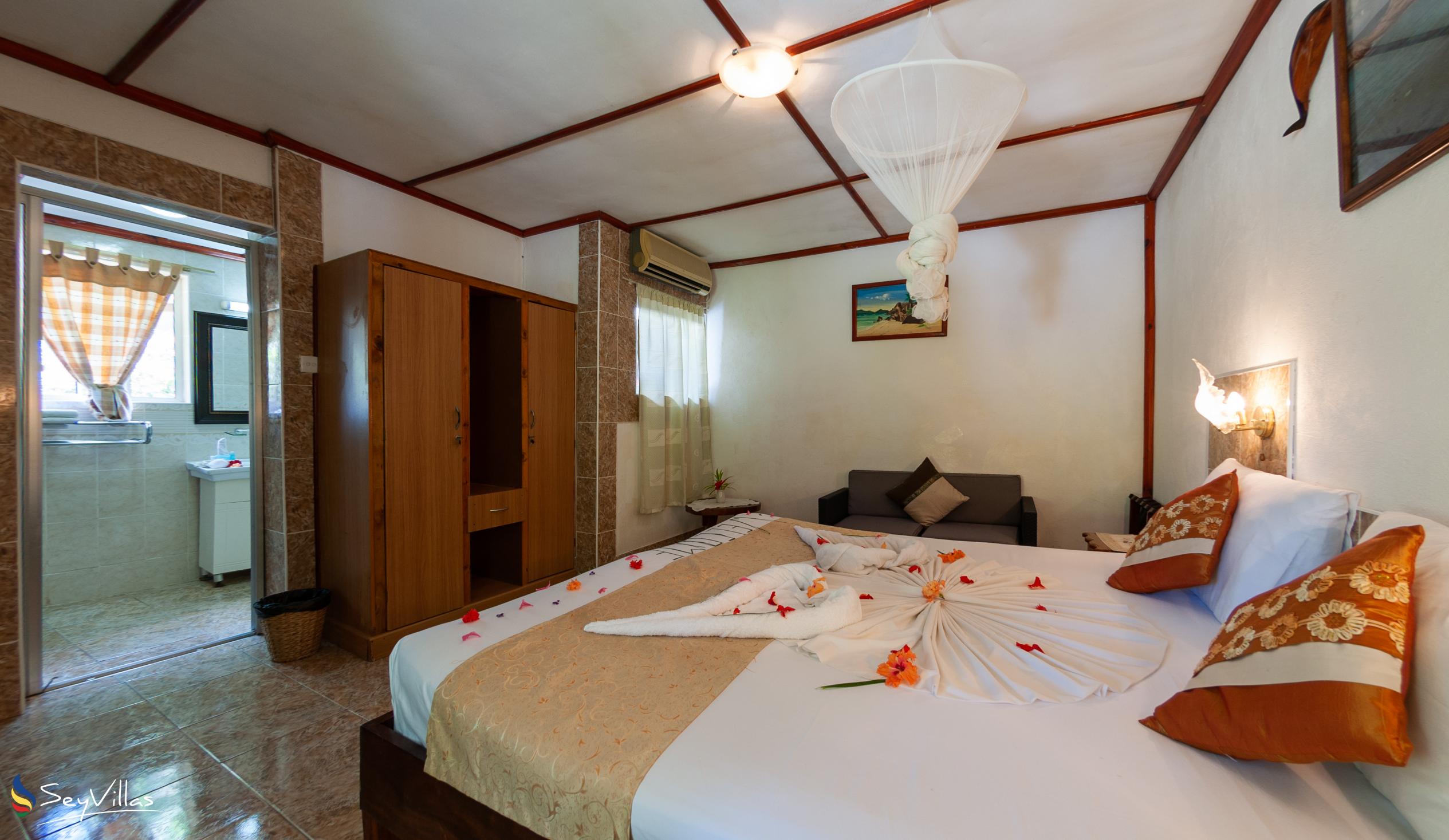 Foto 26: Rising Sun Guesthouse - Standard Zimmer - La Digue (Seychellen)