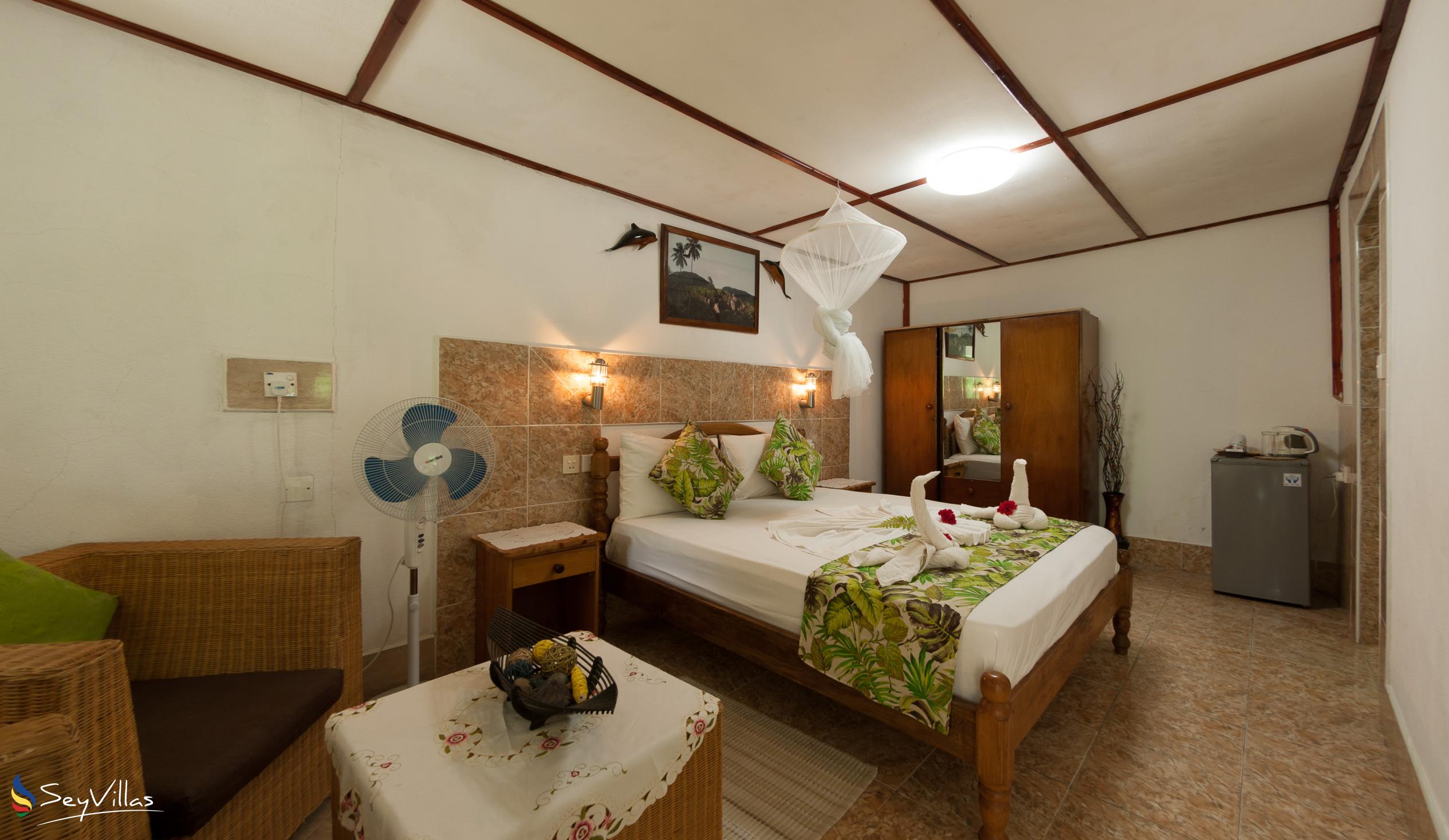 Foto 33: Rising Sun Guesthouse - Standard Zimmer - La Digue (Seychellen)