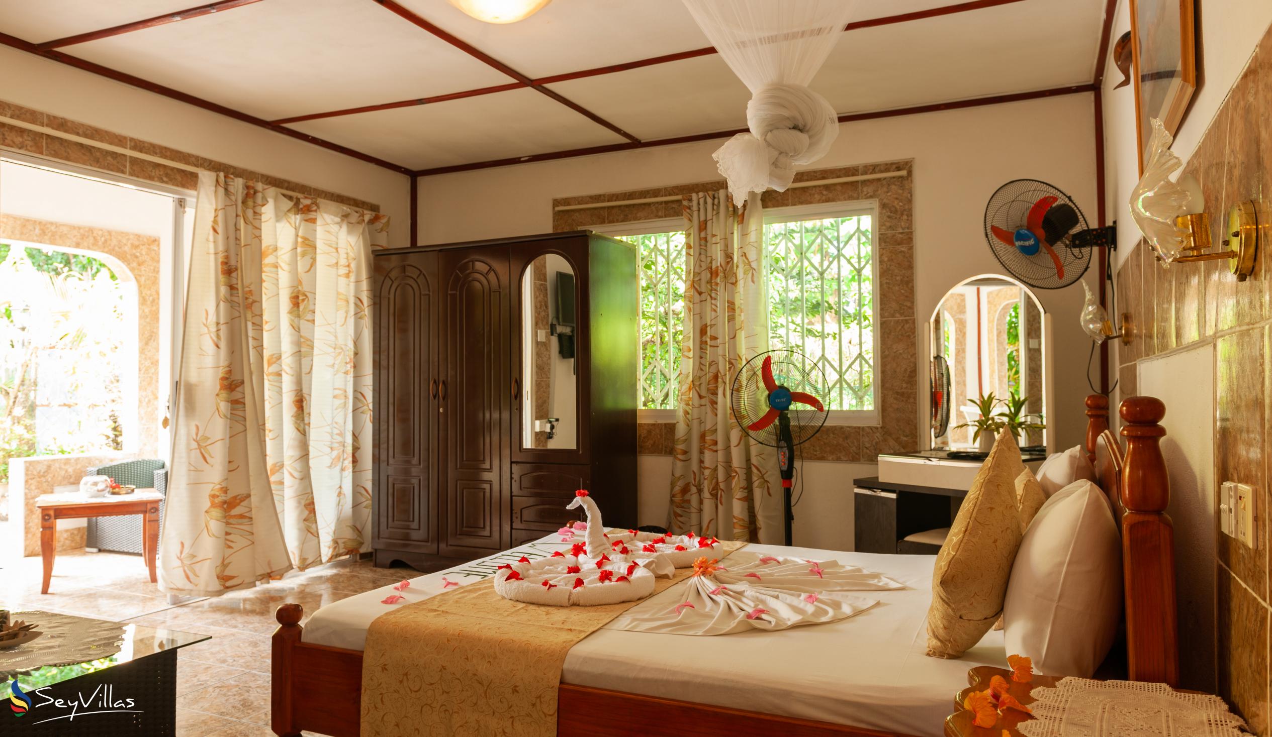 Photo 98: Rising Sun Guesthouse - Standard Room - La Digue (Seychelles)