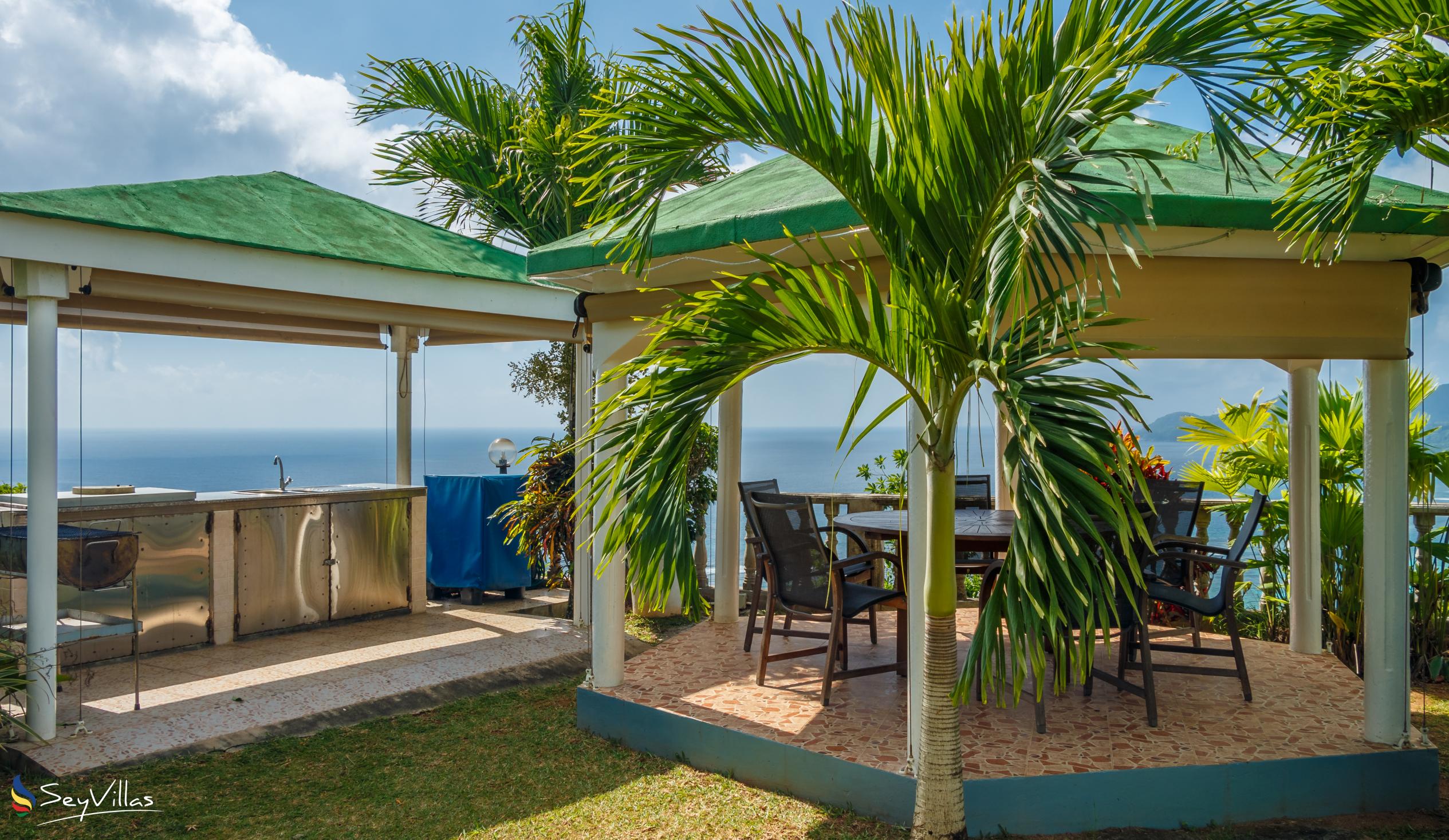 Foto 11: Villa Bel Age - Aussenbereich - Mahé (Seychellen)