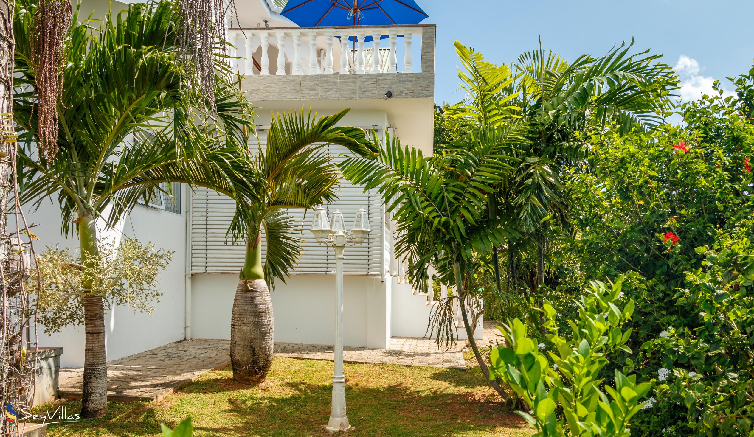 Foto 3: Villa Bel Age - Aussenbereich - Mahé (Seychellen)