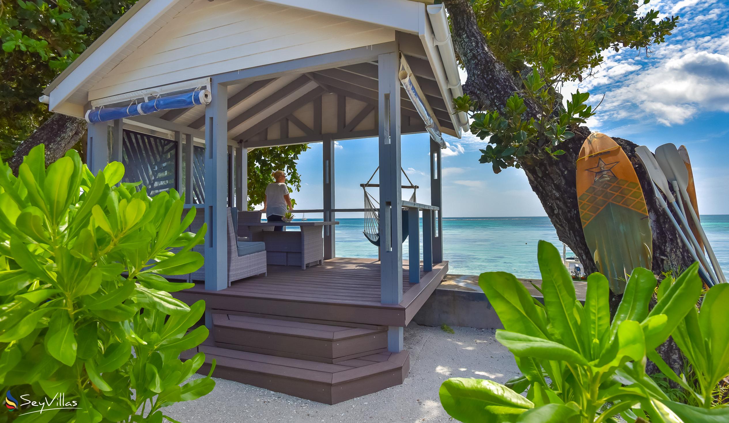 Photo 6: Le Nautique Luxury Beachfront Apartments - Outdoor area - Mahé (Seychelles)