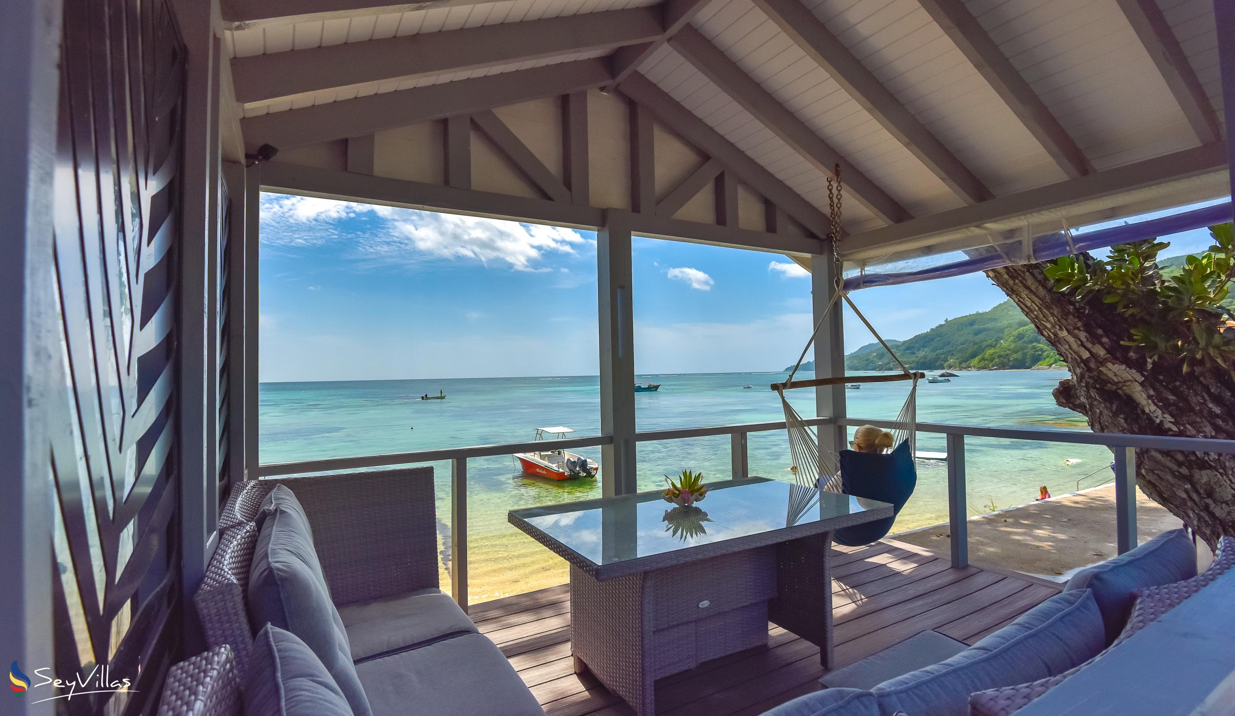 Photo 8: Le Nautique Luxury Beachfront Apartments - Outdoor area - Mahé (Seychelles)