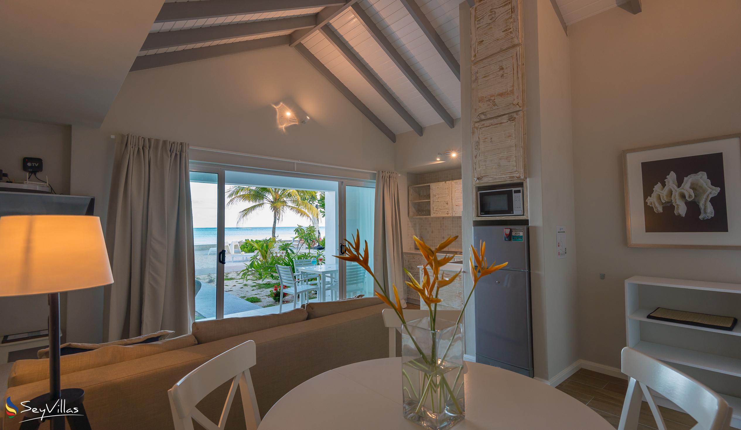 Foto 20: Le Nautique Luxury Beachfront Apartments - Beachfront-Appartement mit 2 Schlafzimmern - Mahé (Seychellen)