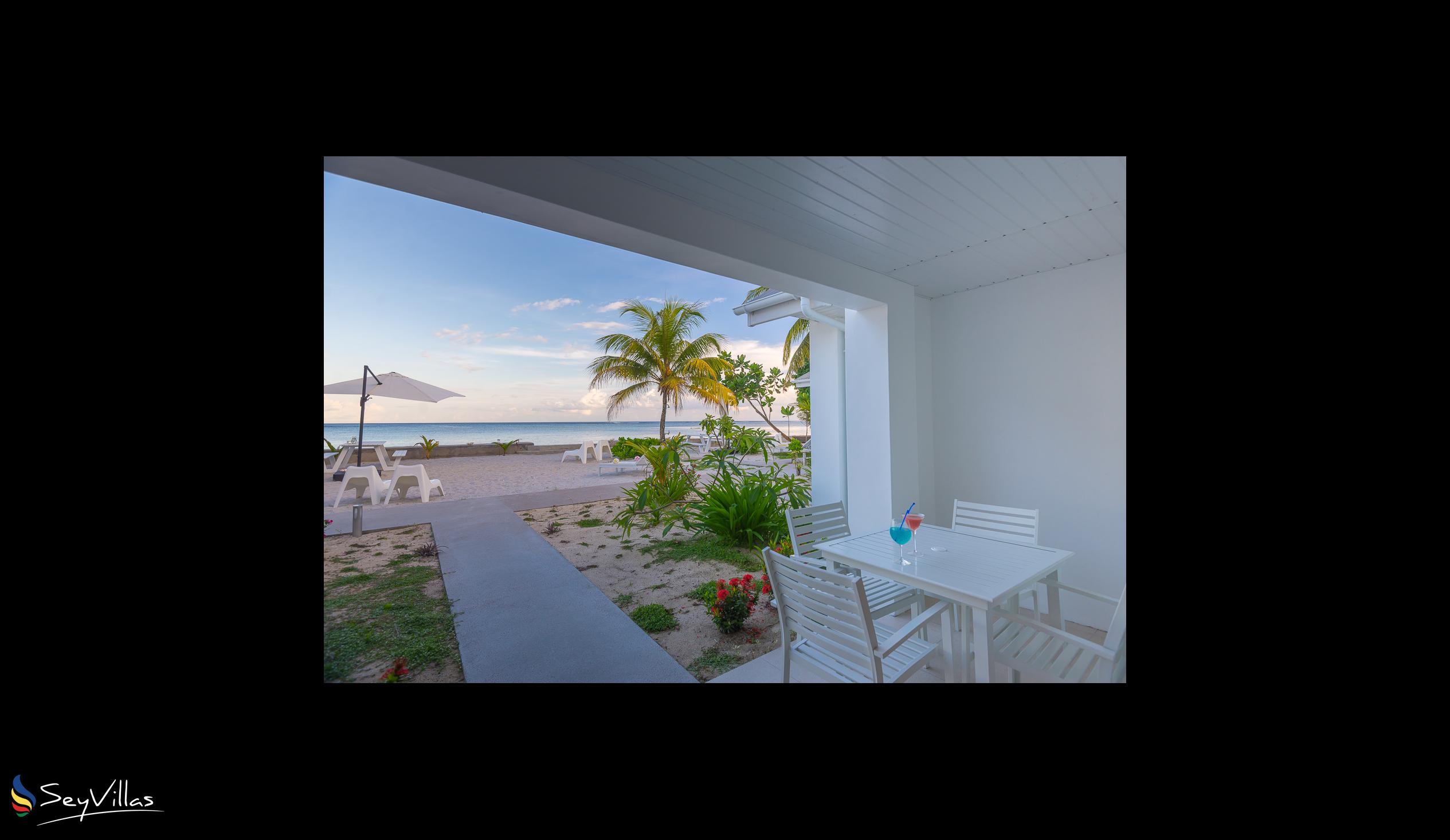 Foto 16: Le Nautique Luxury Beachfront Apartments - Beachfront-Appartement mit 2 Schlafzimmern - Mahé (Seychellen)