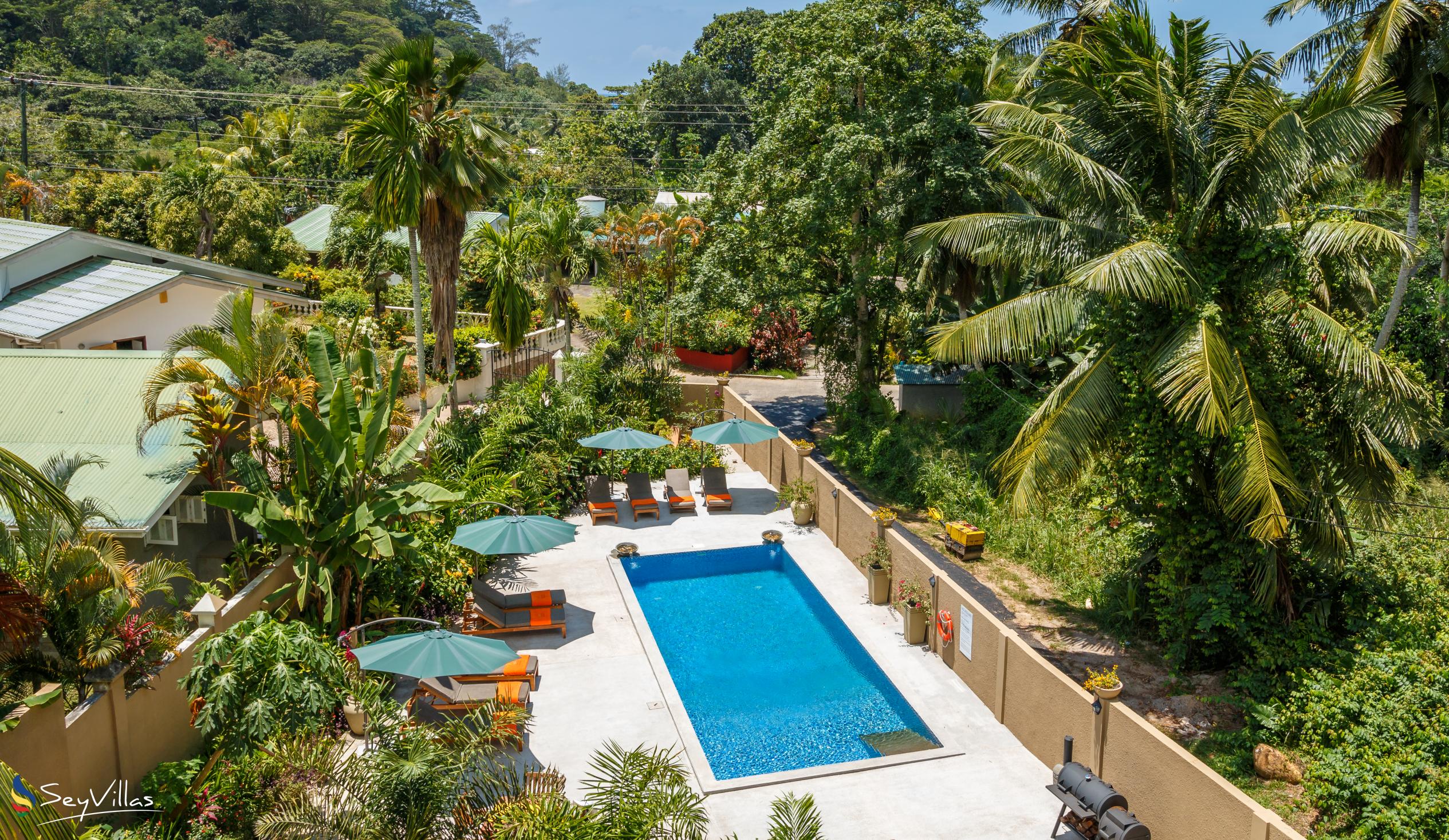 Foto 3: Eden Hills Residence - Aussenbereich - Mahé (Seychellen)