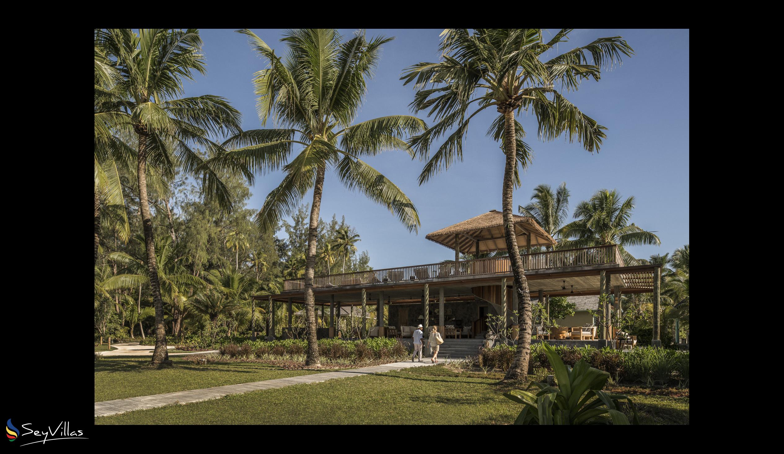 Foto 9: Four Seasons Resort Desroches Island - Aussenbereich - Desroches Island (Seychellen)