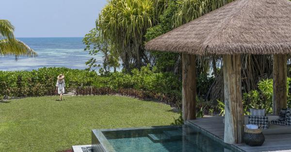 Four Seasons Resort Desroches Island - Resort - Sunset View Pool Villa ...