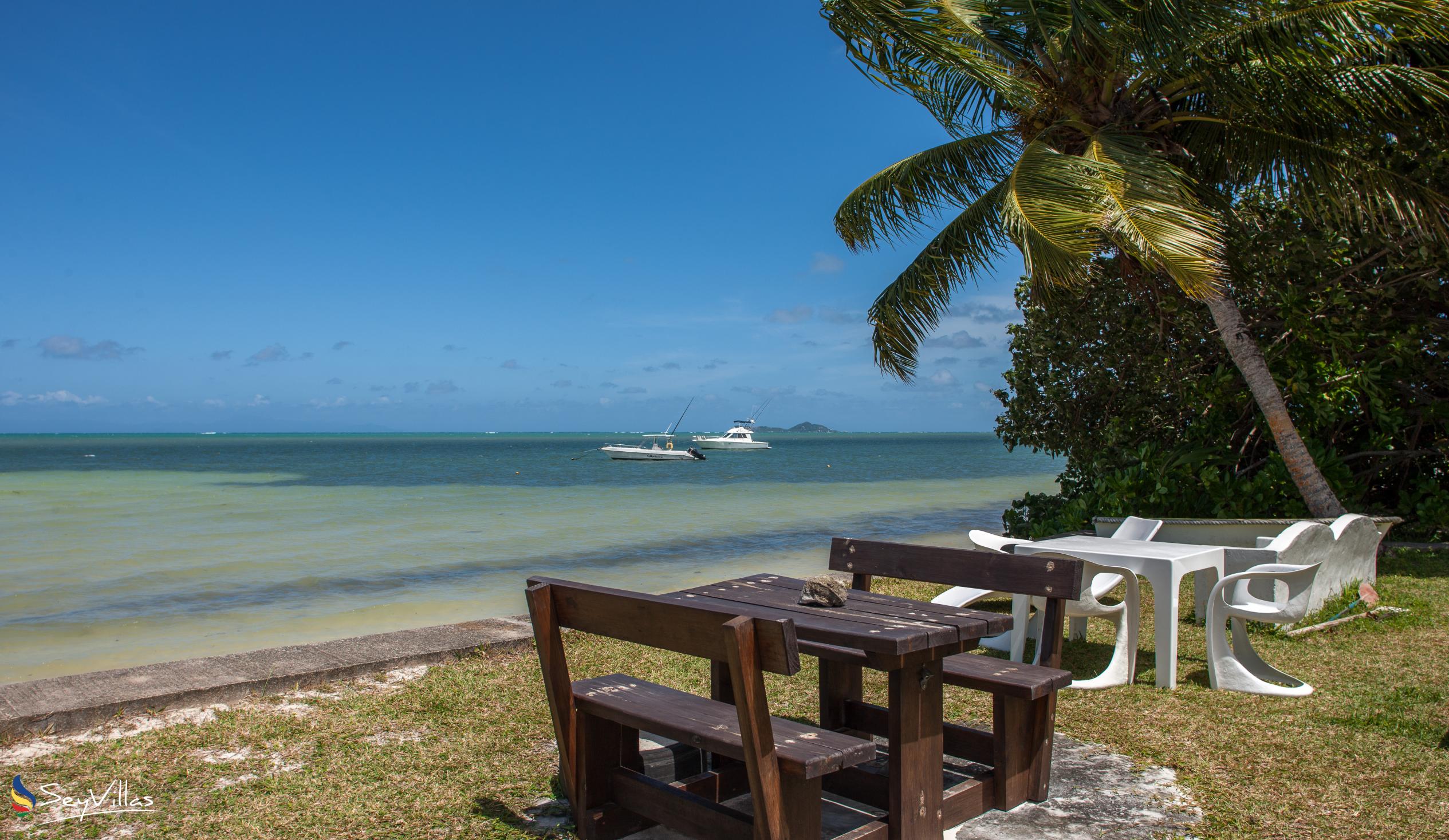 Foto 32: Beach Villa Guesthouse - Aussenbereich - Praslin (Seychellen)