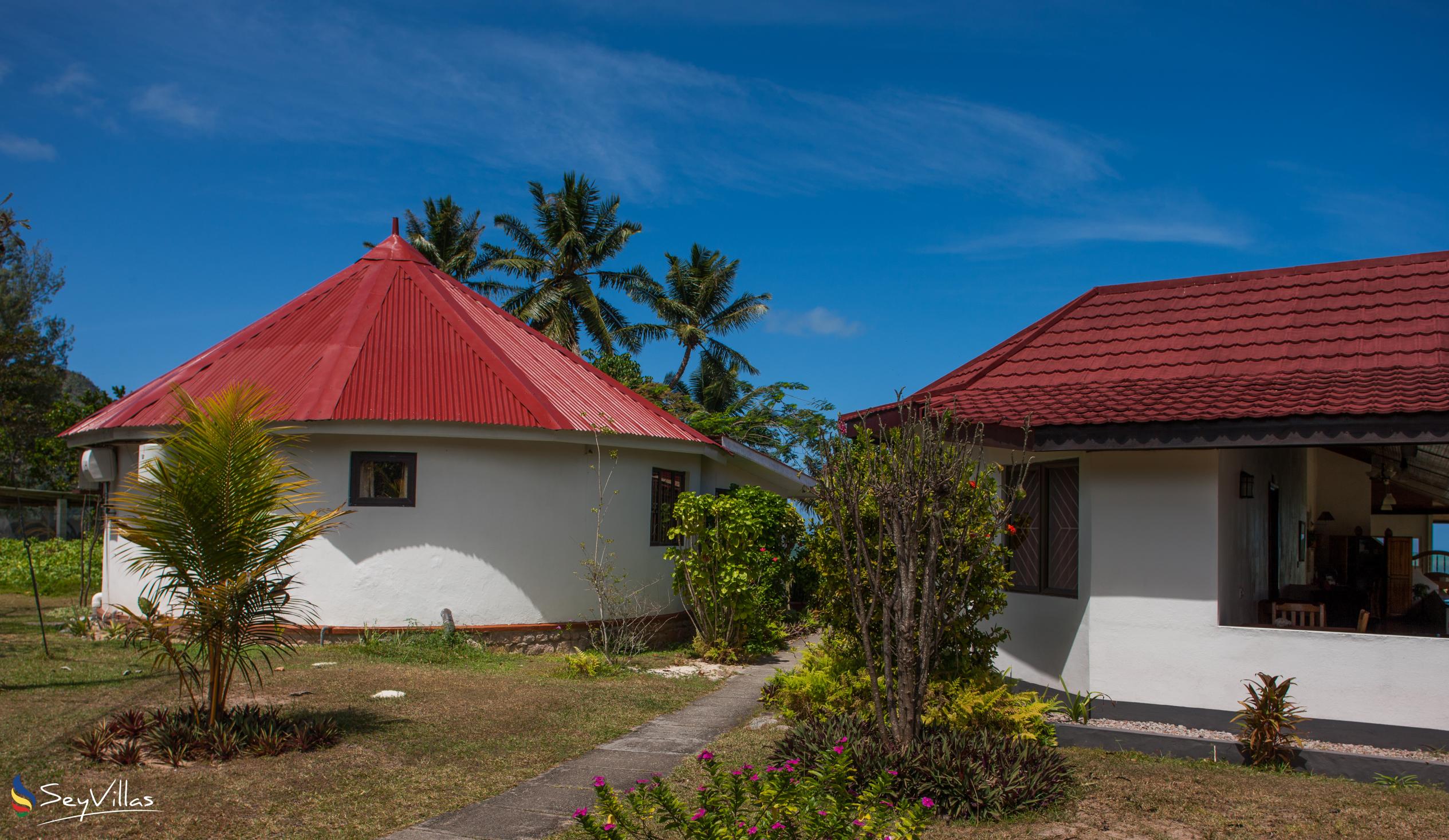 Foto 4: Beach Villa Guesthouse - Aussenbereich - Praslin (Seychellen)