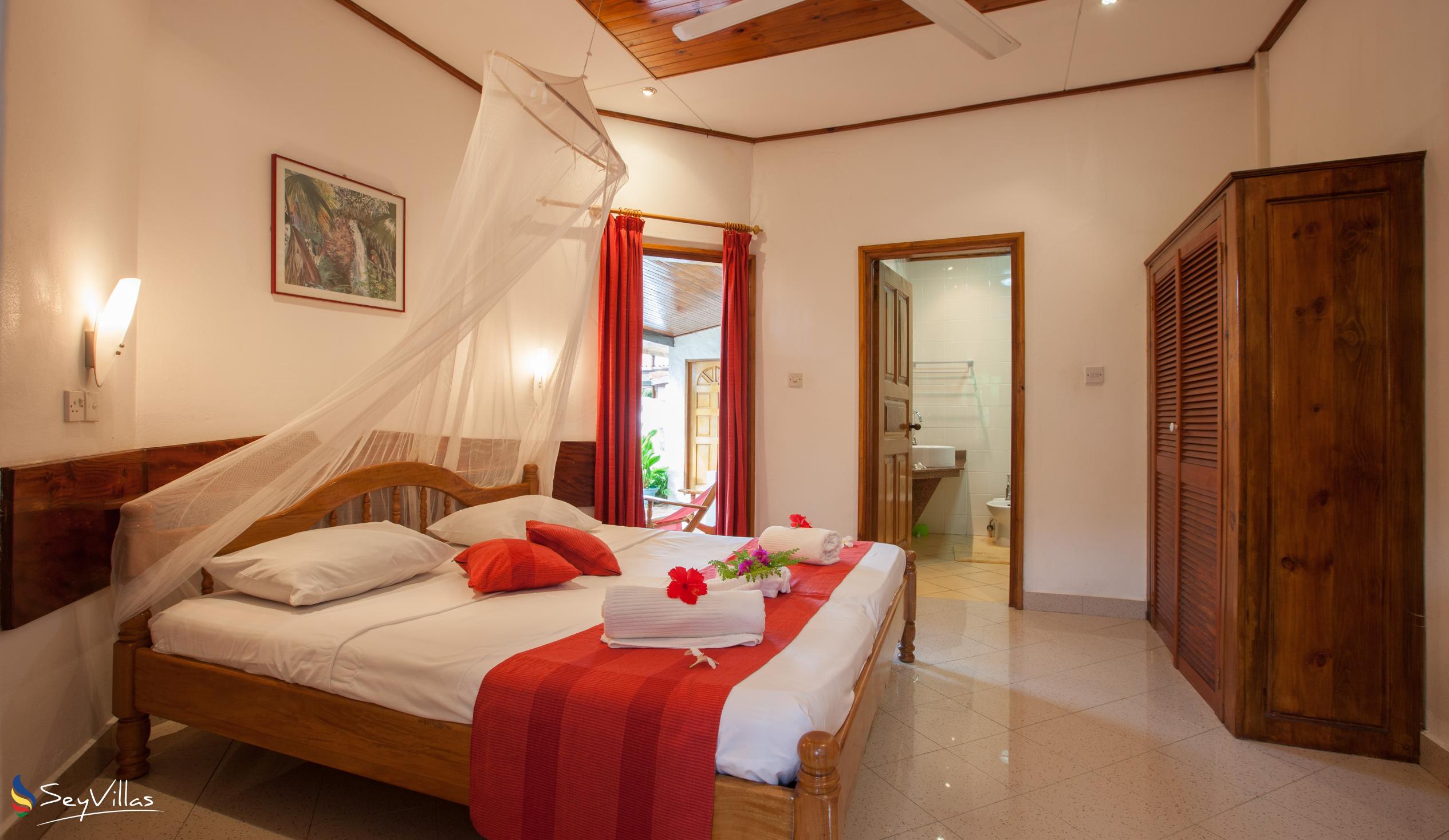 Foto 16: Beach Villa Guesthouse - Standard Room - Praslin (Seychellen)