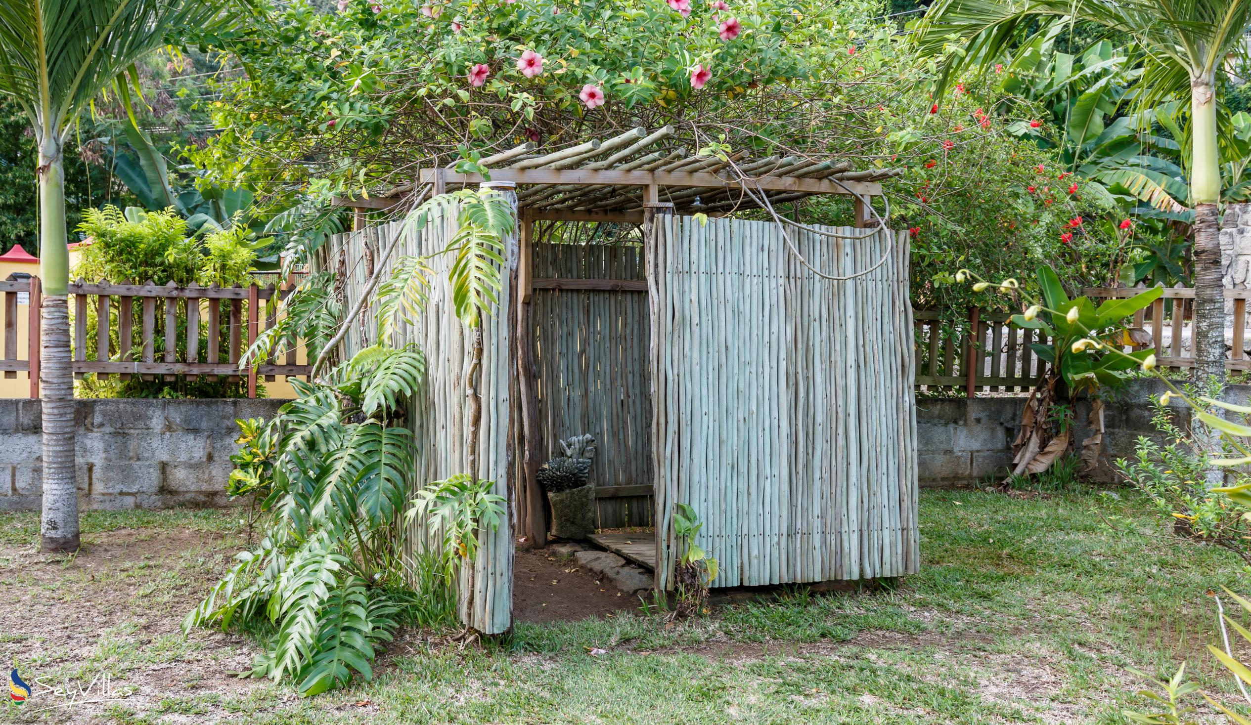 Foto 19: Takamaka Green Village - Aussenbereich - Mahé (Seychellen)