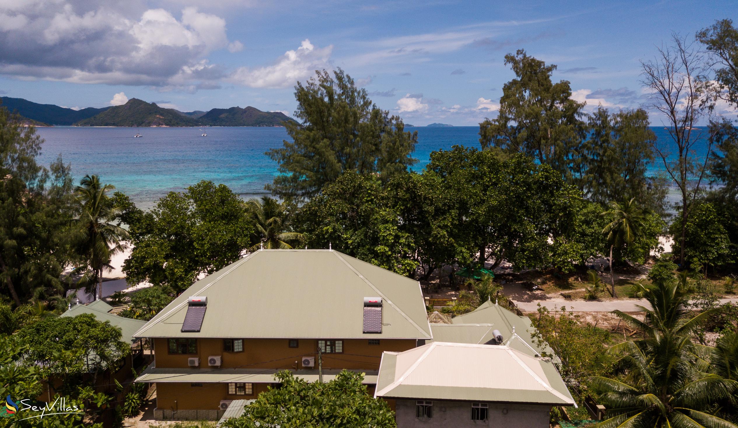Photo 15: Anse Severe Beach Villa - Outdoor area - La Digue (Seychelles)