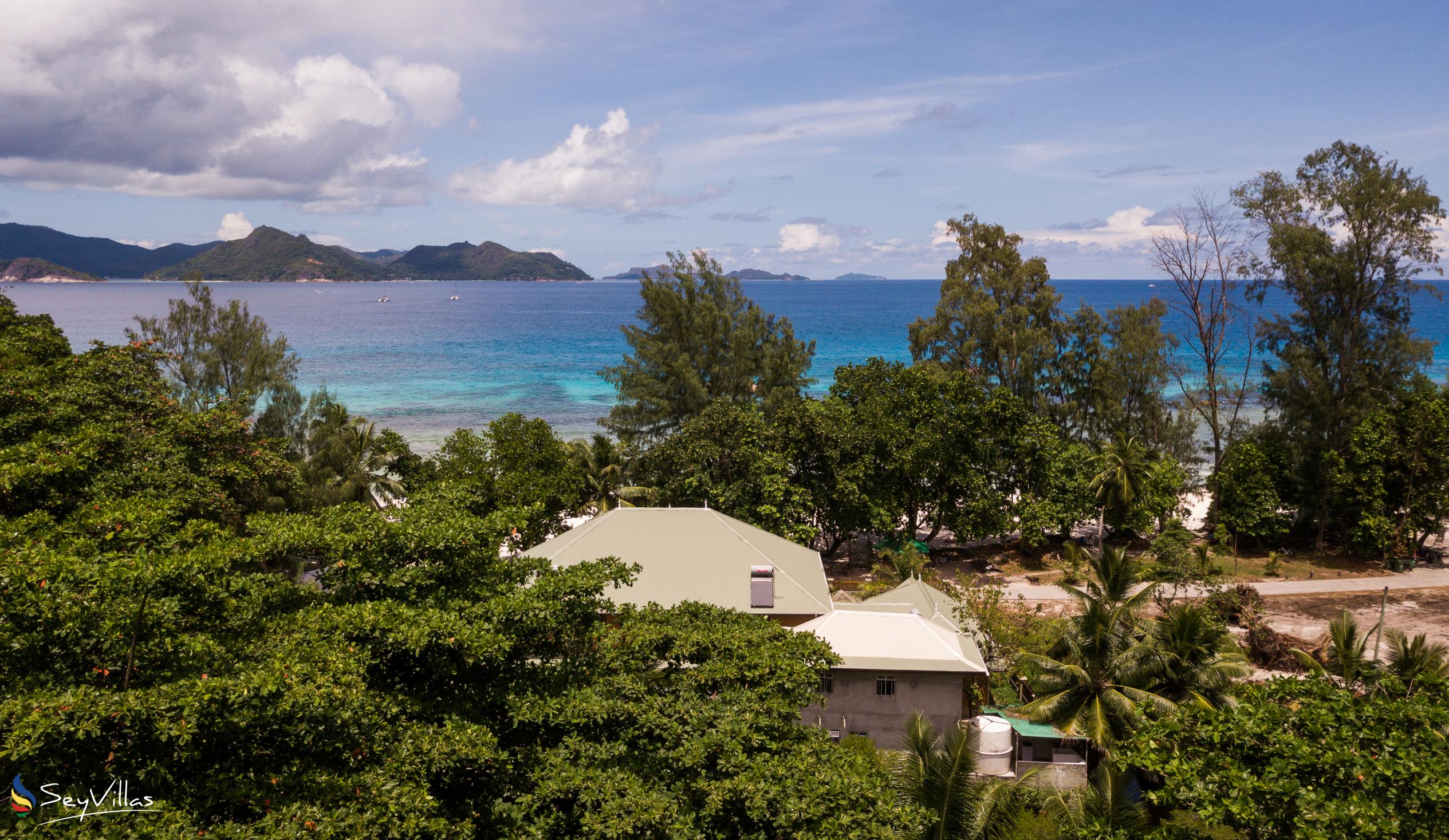 Photo 16: Anse Severe Beach Villa - Outdoor area - La Digue (Seychelles)