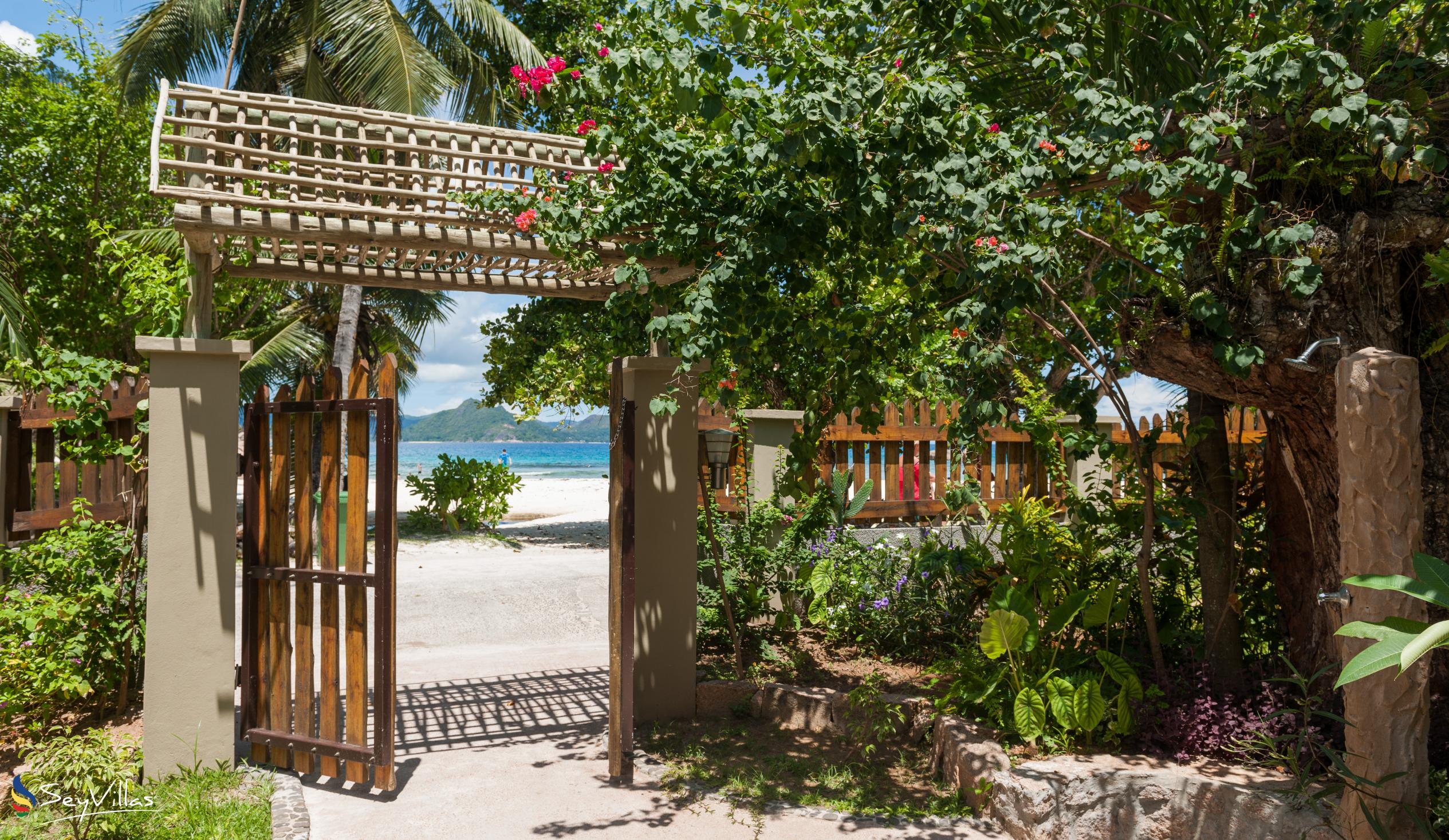 Photo 5: Anse Severe Beach Villa - Outdoor area - La Digue (Seychelles)