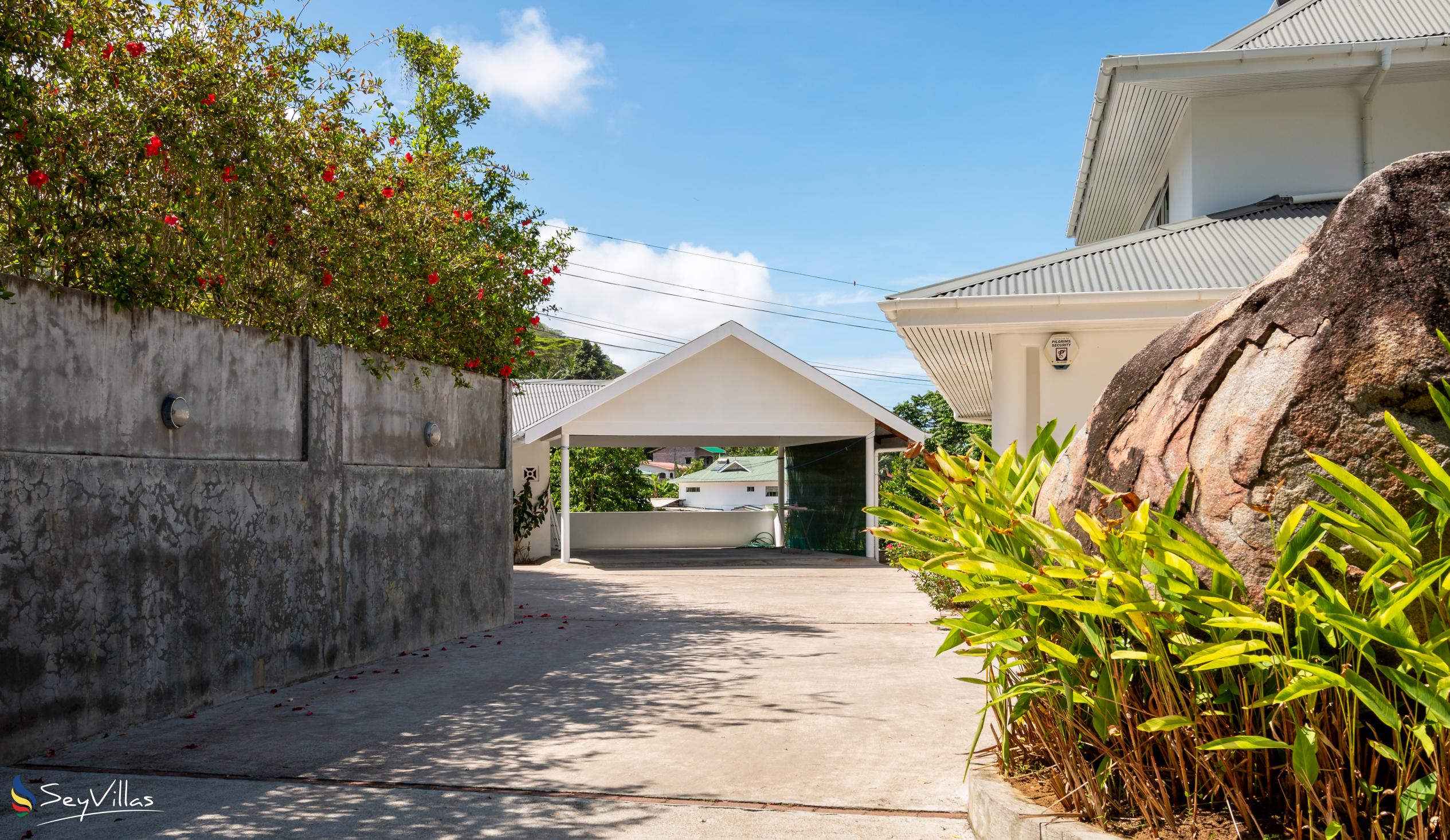 Foto 10: Blue Horizon Villas - Aussenbereich - Mahé (Seychellen)