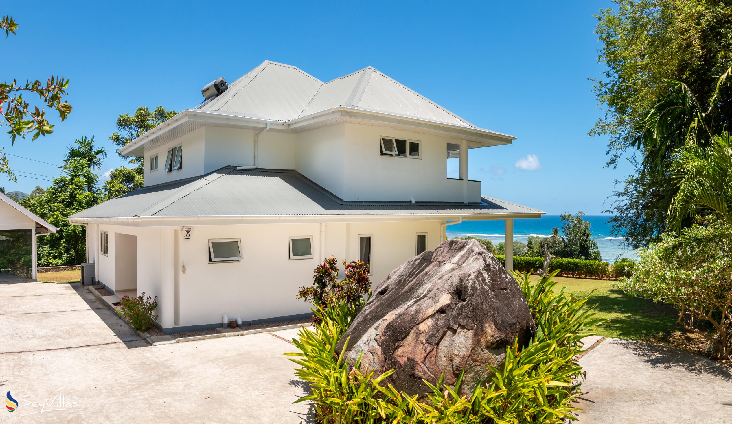 Foto 1: Blue Horizon Villas - Aussenbereich - Mahé (Seychellen)