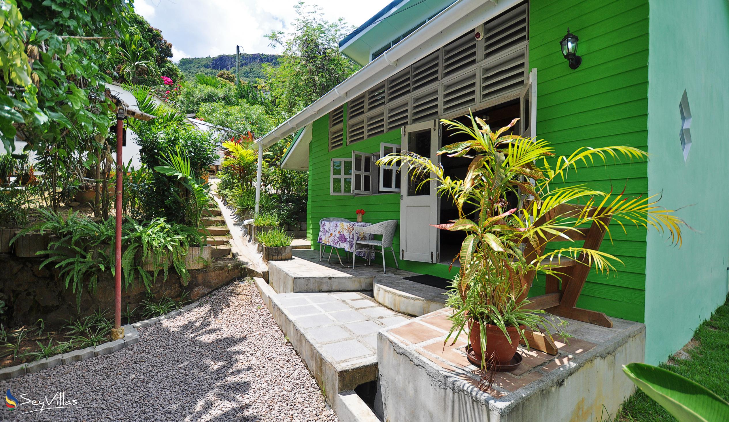 Foto 36: Lemongrass Lodge - Appartement Carambole - Mahé (Seychellen)