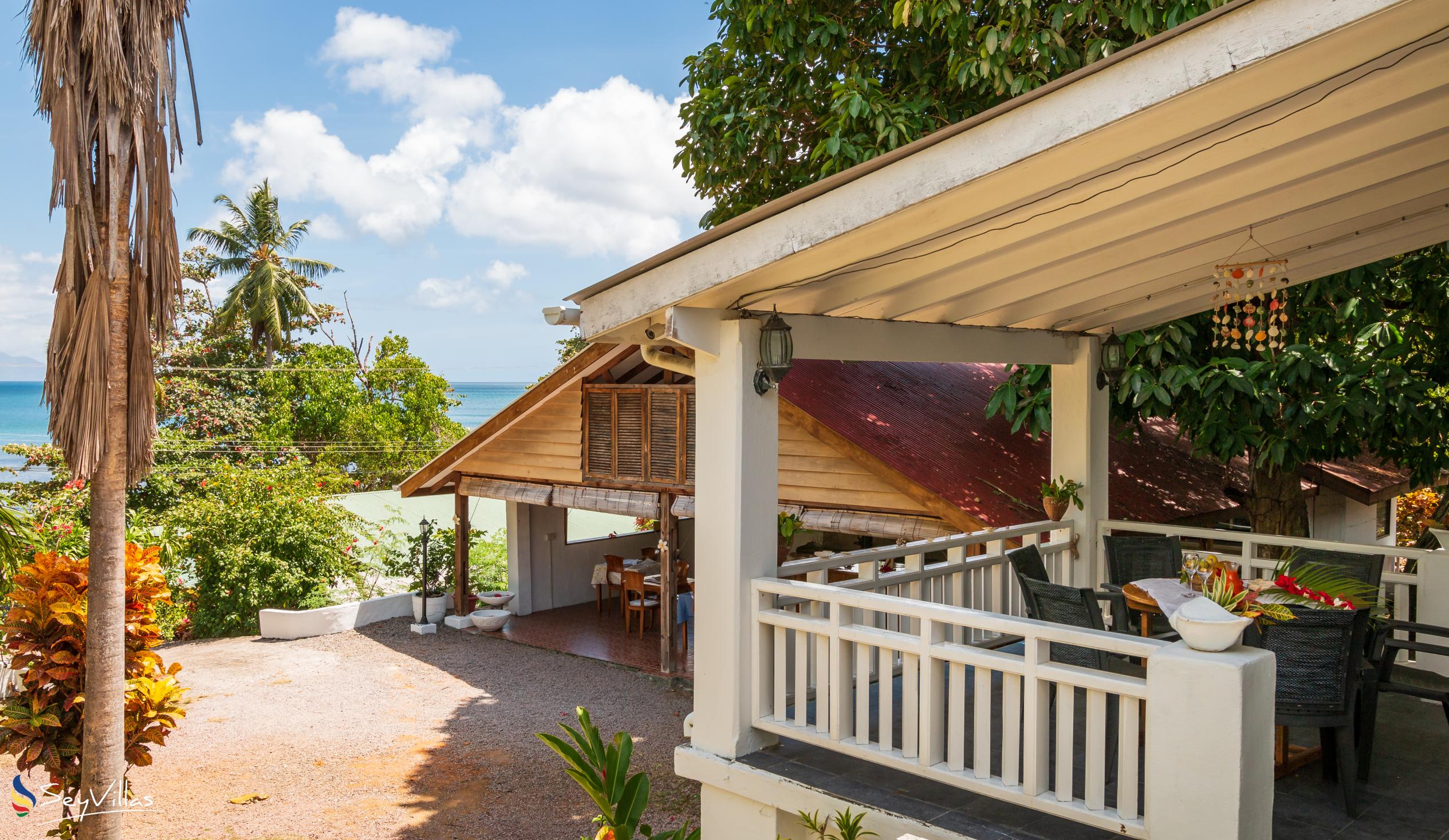 Photo 8: The Beach House (Chateau Martha) - Indoor area - Mahé (Seychelles)