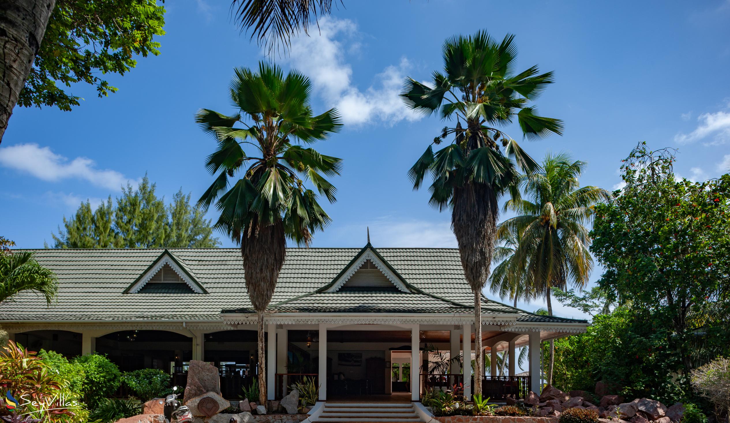 Foto 4: Hotel Cote D'Or Lodge - Aussenbereich - Praslin (Seychellen)