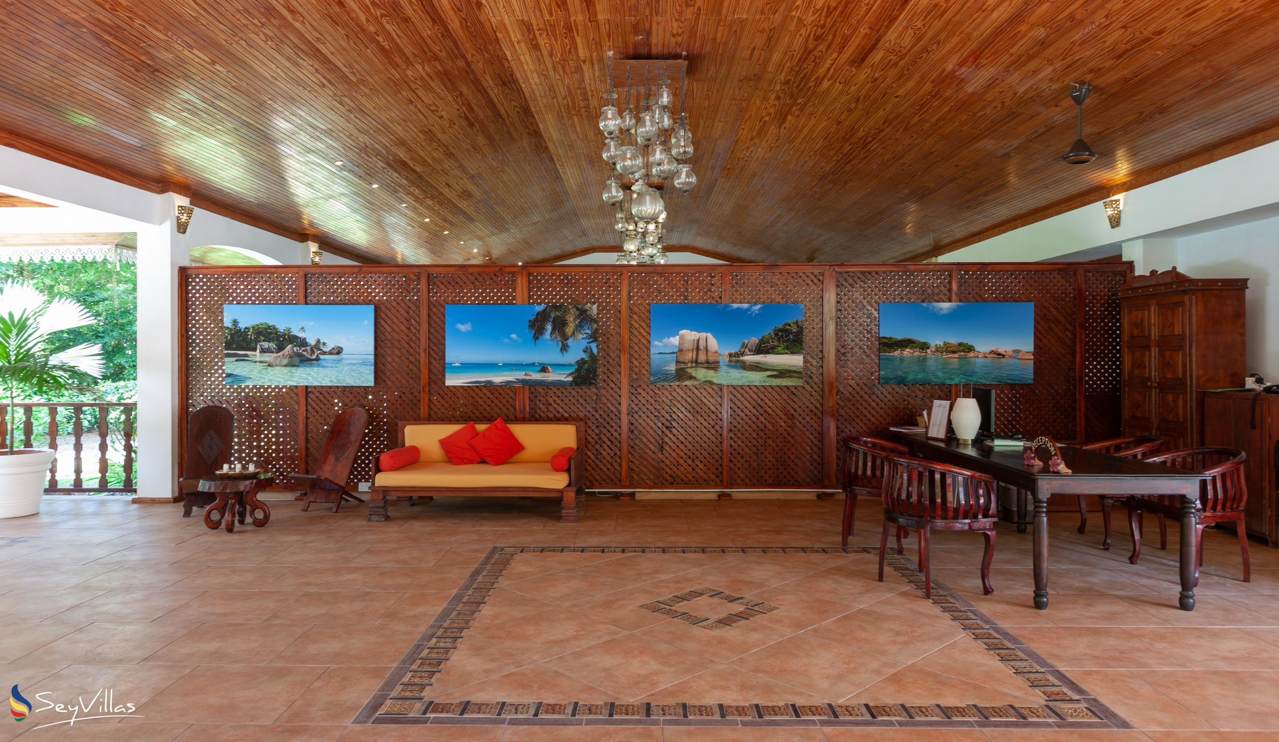 Photo 21: Hotel Cote D'Or Lodge - Indoor area - Praslin (Seychelles)