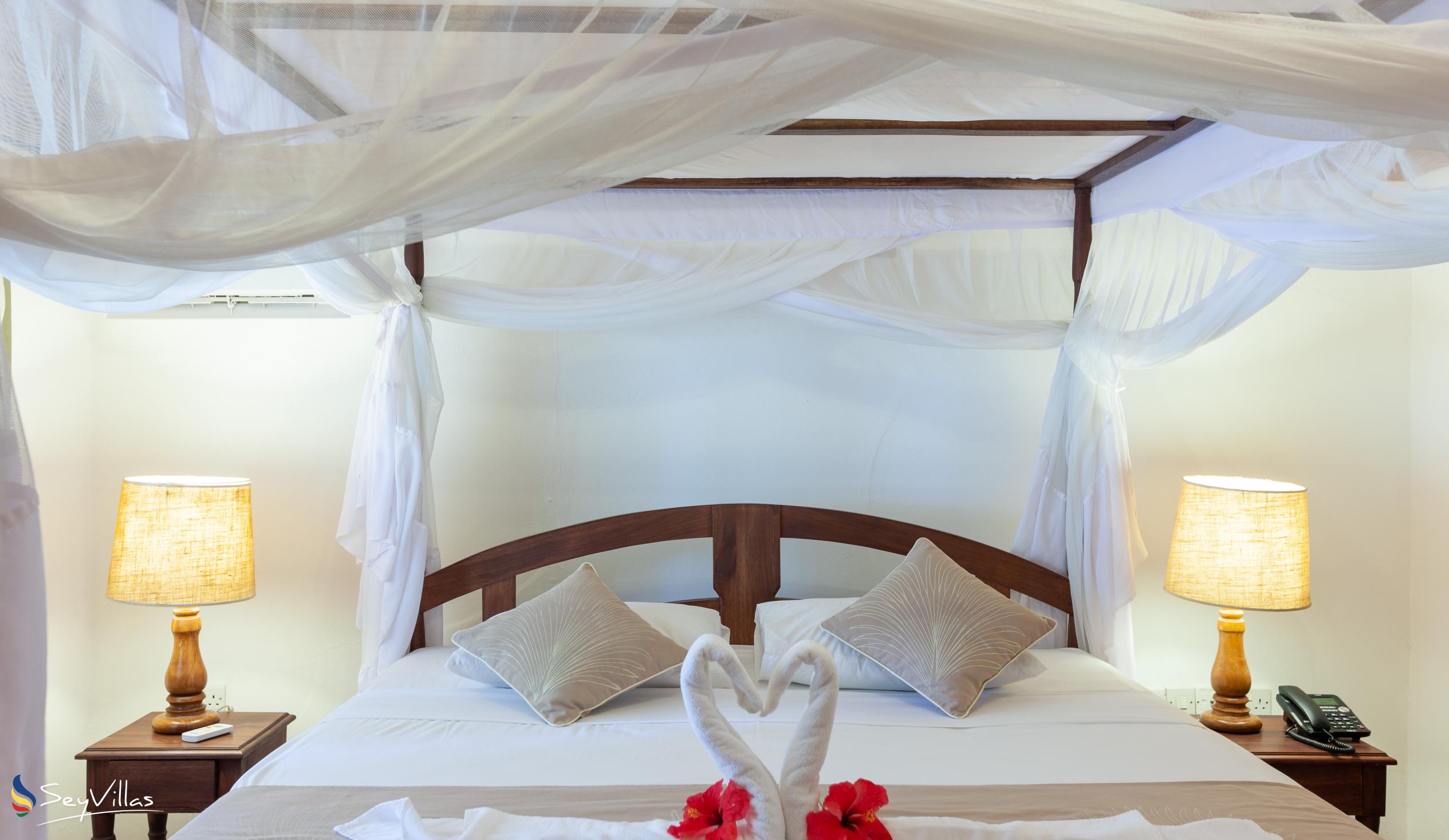 Foto 74: Hotel Cote D'Or Lodge - Chambre Front de Mer - Praslin (Seychelles)