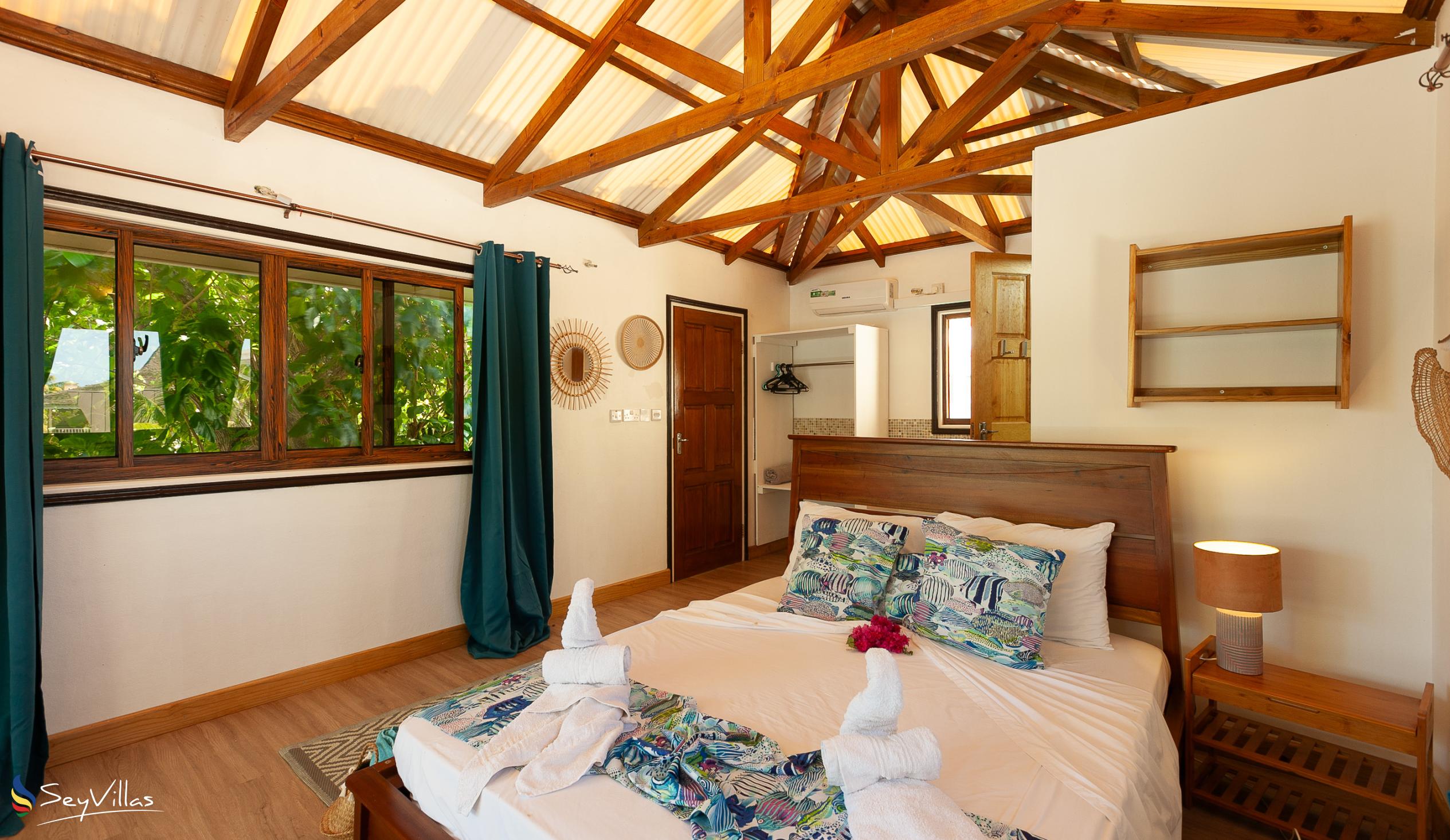 Photo 53: Hyde-Tide Guesthouse - Honeymoon Suite - La Digue (Seychelles)