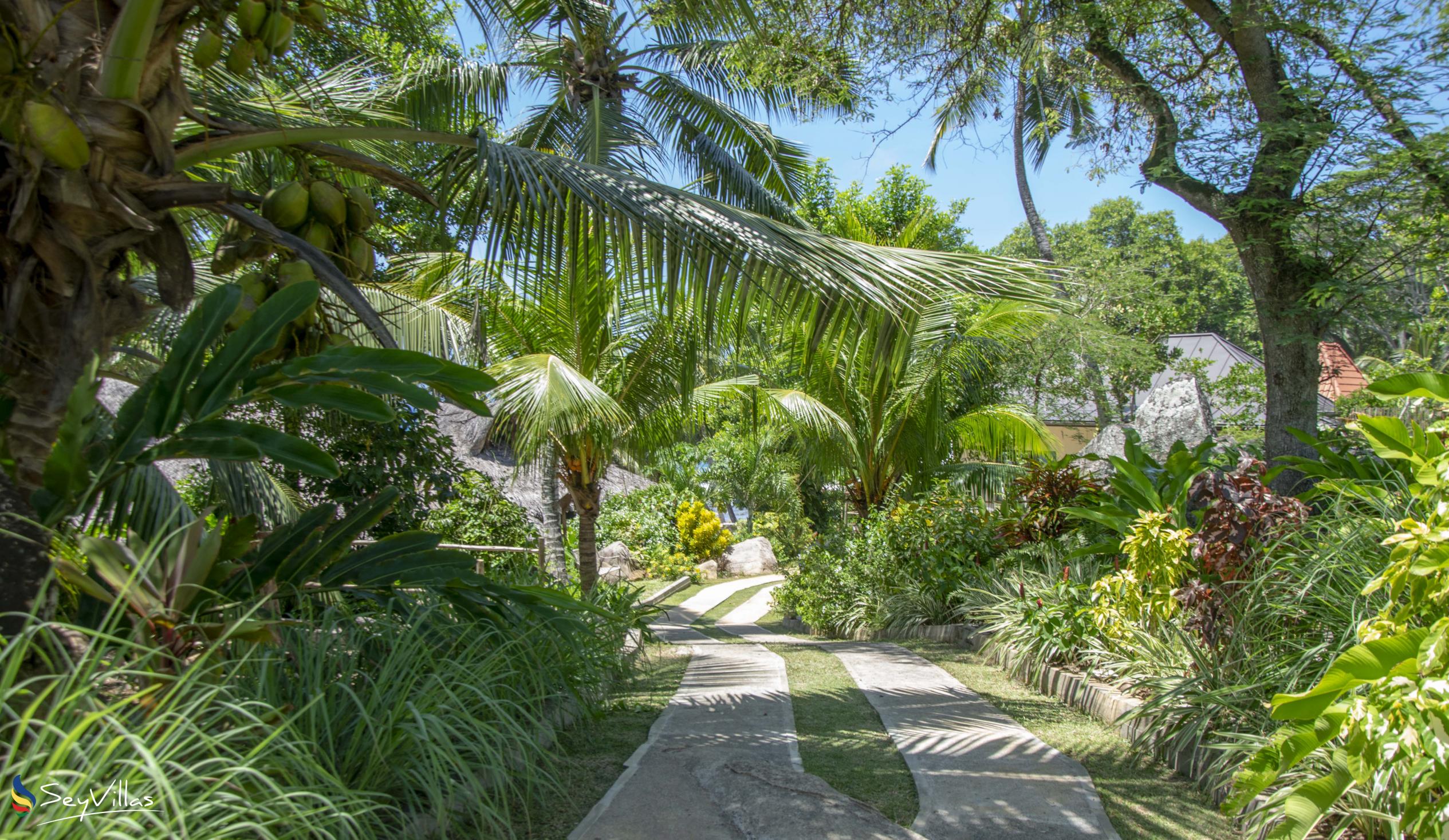 Foto 11: Domaine Desaubin Luxury Villas - Aussenbereich - Mahé (Seychellen)