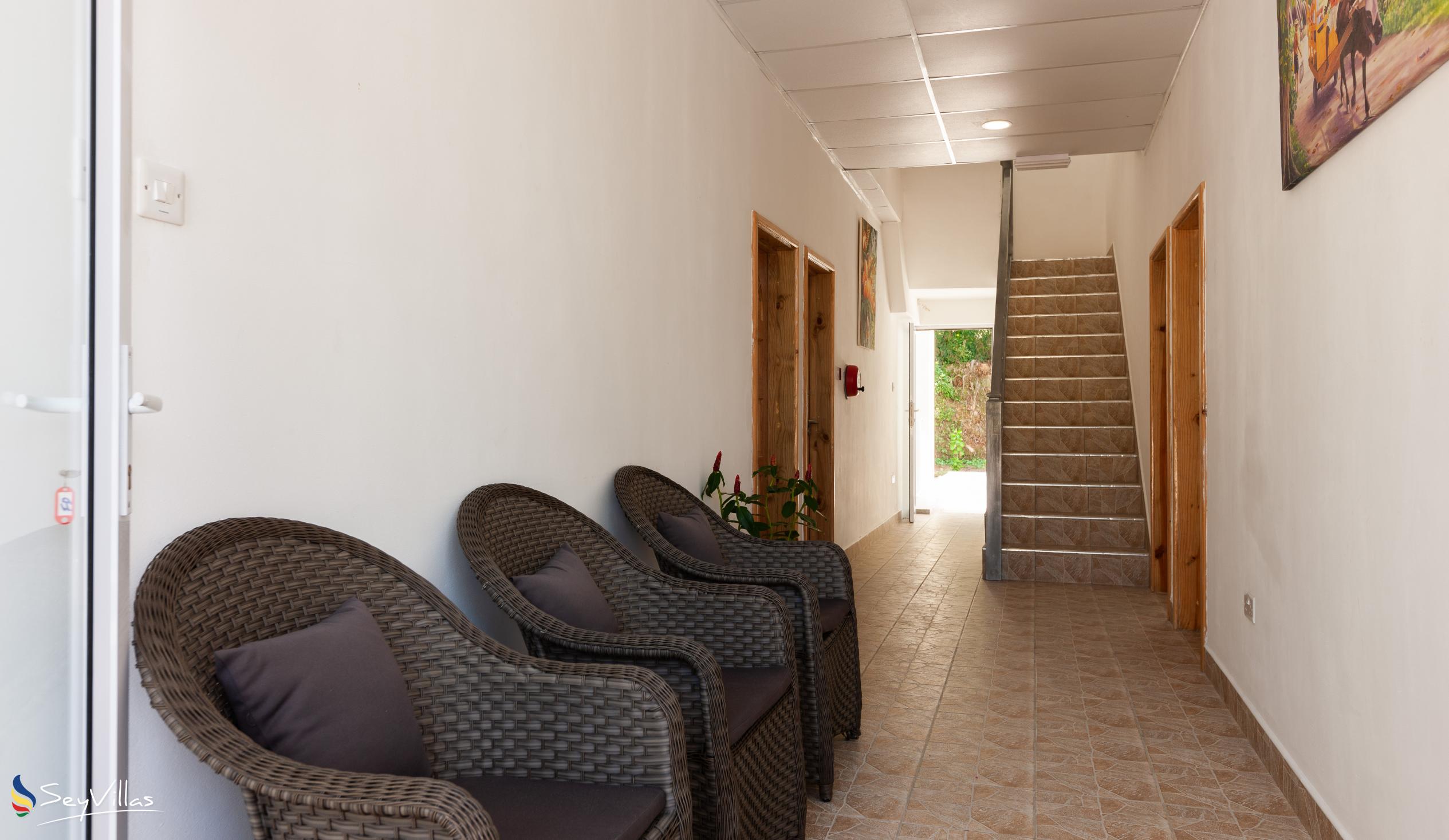 Foto 5: Home Confort - Innenbereich - Praslin (Seychellen)