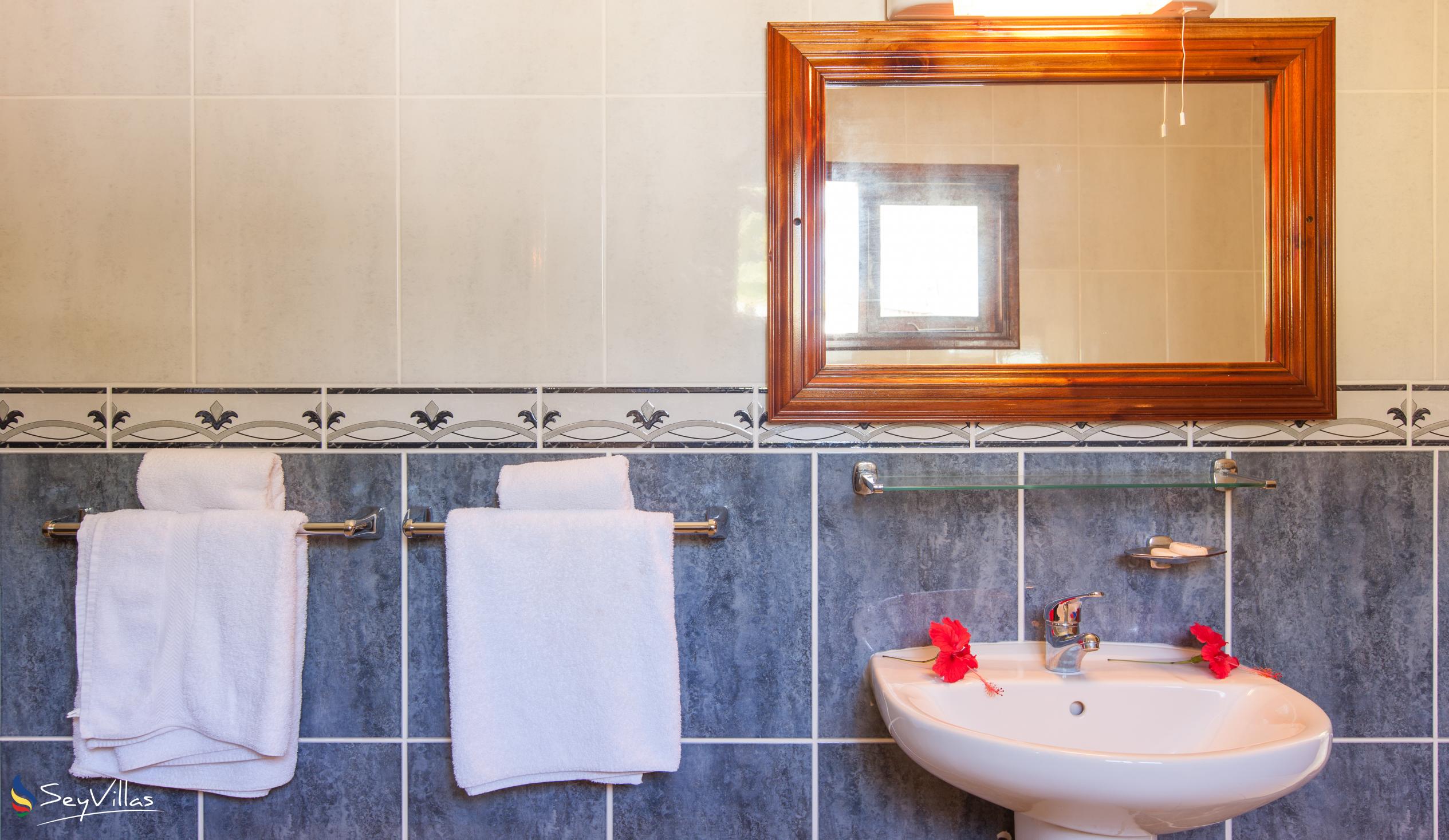 Fleur de Lys Apartment Villa with airconditioning La Digue