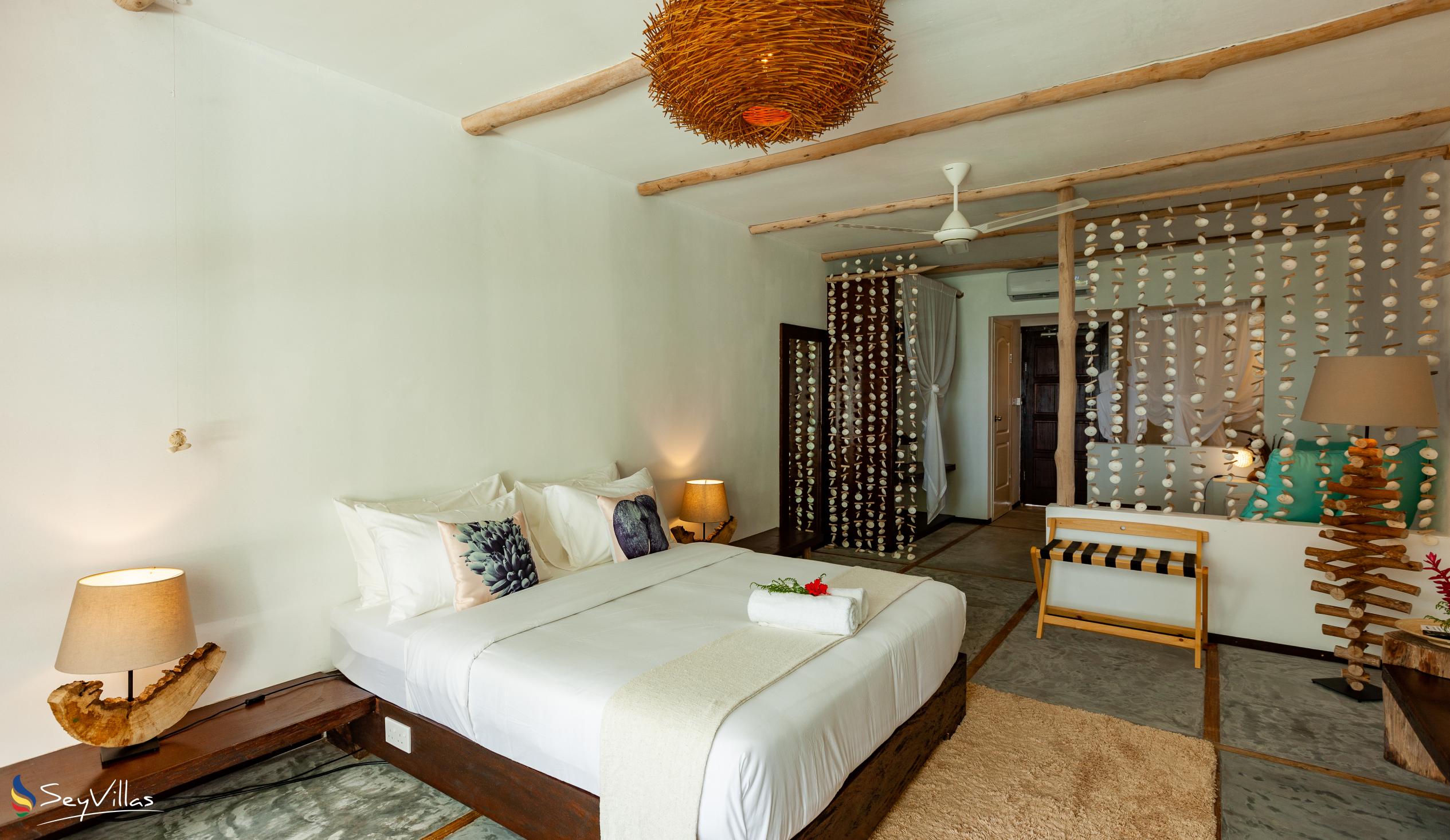 Foto 113: Bliss Hotel Praslin - Beach House - Beach Deluxe Zimmer - Praslin (Seychellen)