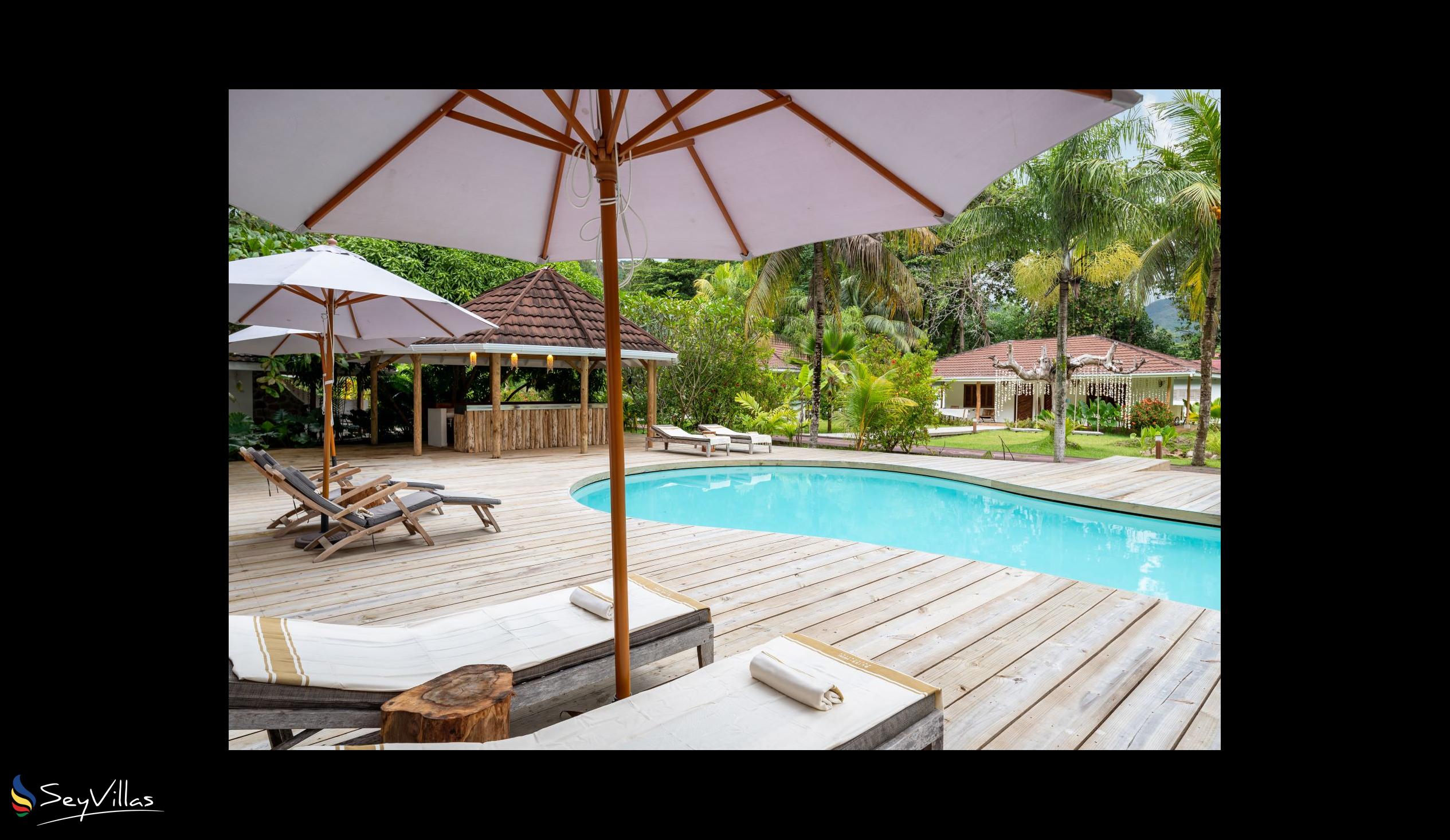 Photo 6: Bliss Hotel Praslin - Outdoor area - Praslin (Seychelles)