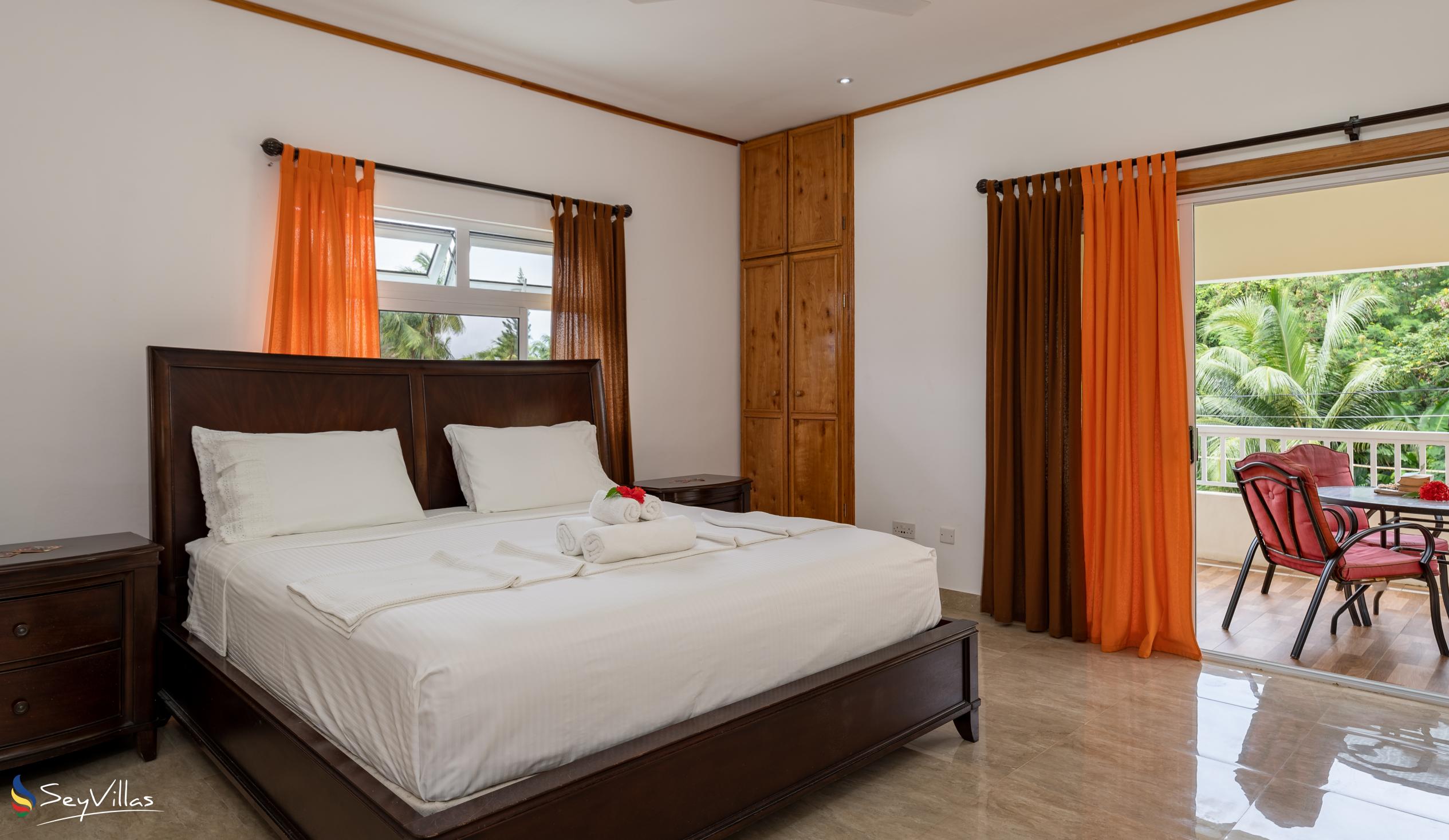 Foto 52: Julie's Holiday Home - Doppelzimmer mit Gartenblick - Mahé (Seychellen)