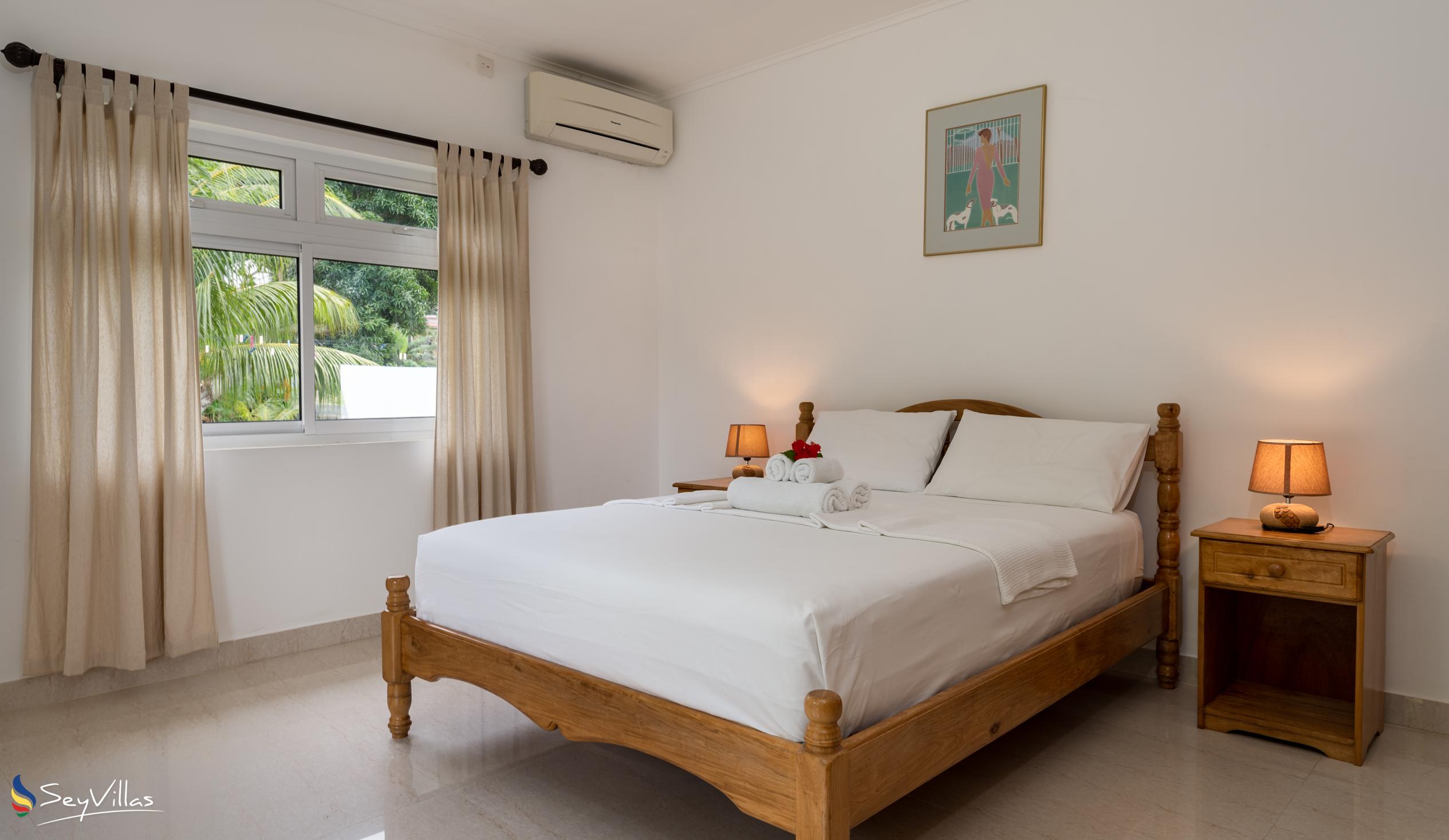 Foto 45: Julie's Holiday Home - Doppelzimmer mit Gartenblick - Mahé (Seychellen)