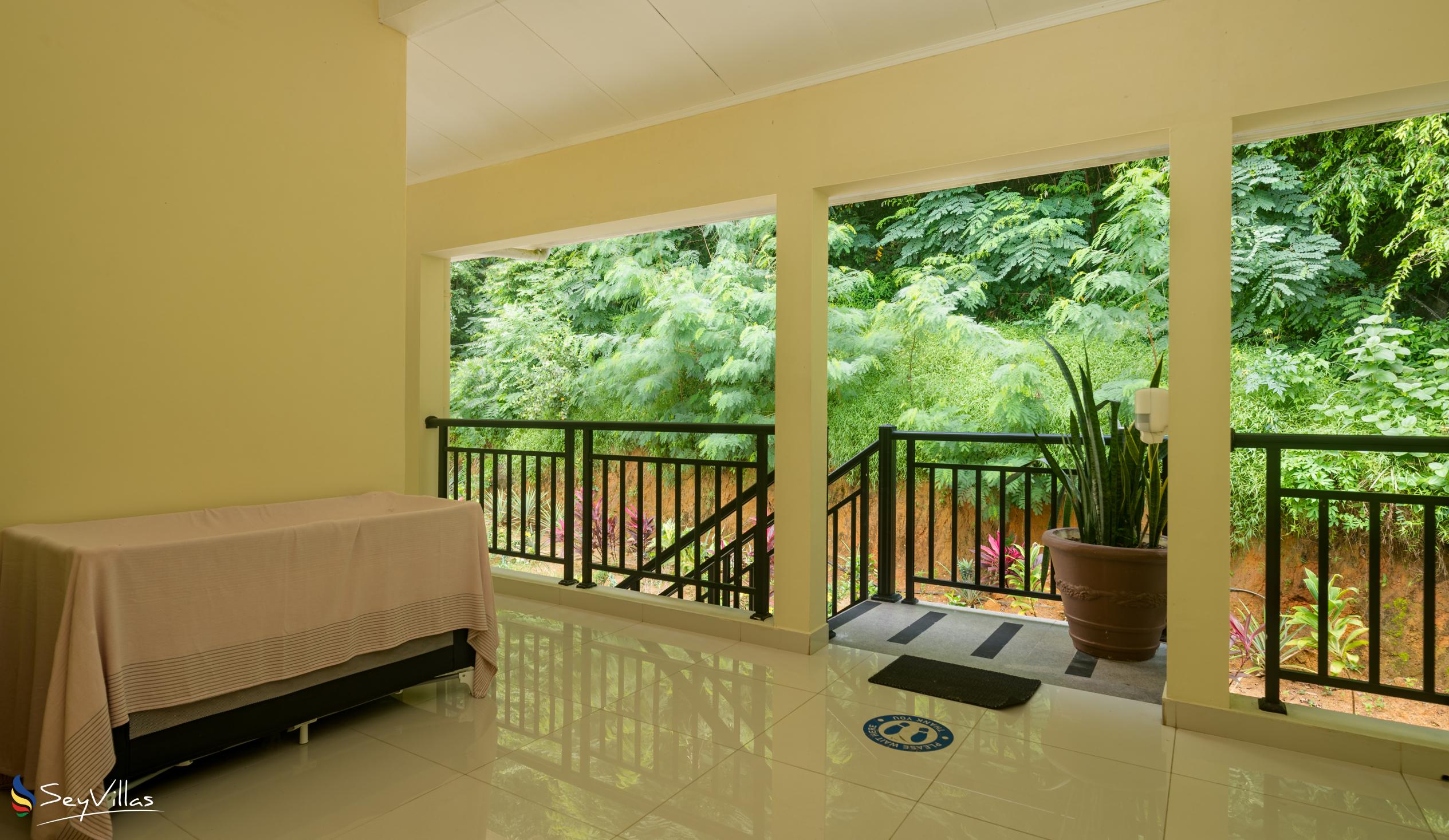 Photo 91: Kanasuk Self Catering Apartments - Indoor area - Mahé (Seychelles)